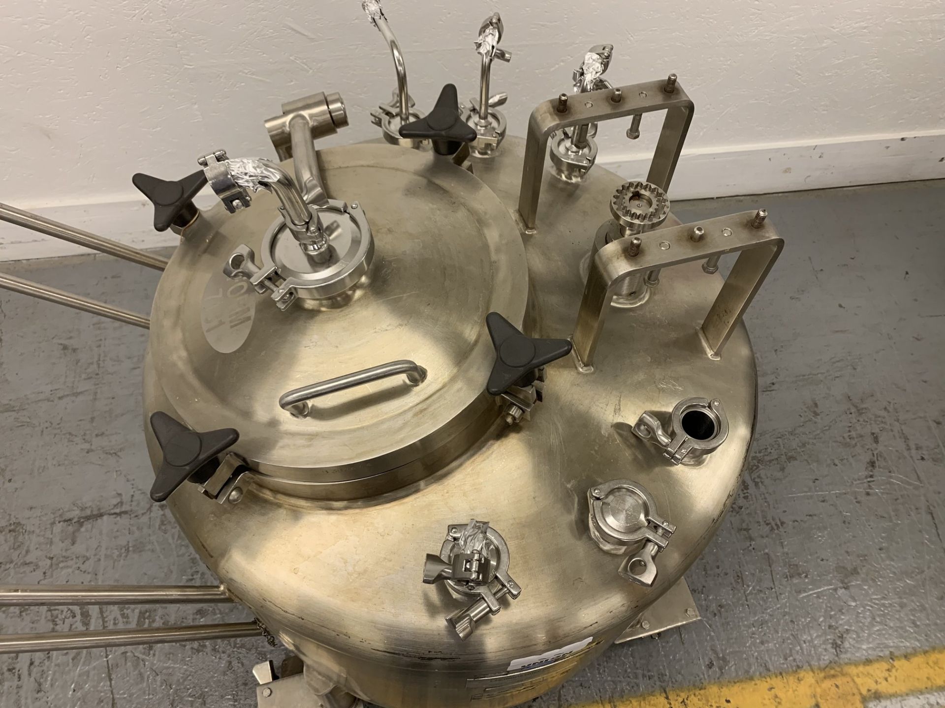 Lot # 23 - Lee Industries, 250L DBT, Stainless Steel Vacuum Kettle, 250 Liter , Propellor agitator - Image 2 of 3