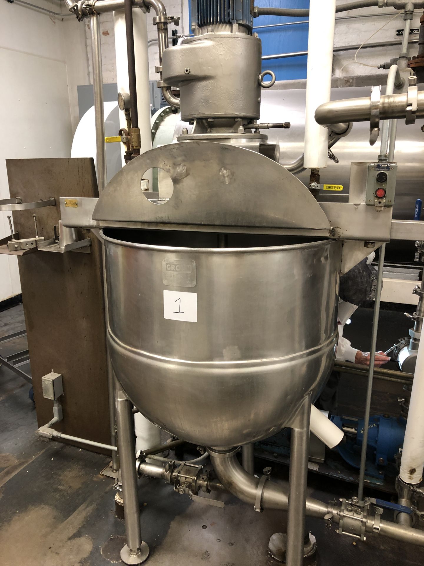 Groen N80SP Single Action 80 Gallon Stainless Steel Cooking and Mixing Kettle with brass scrapers,