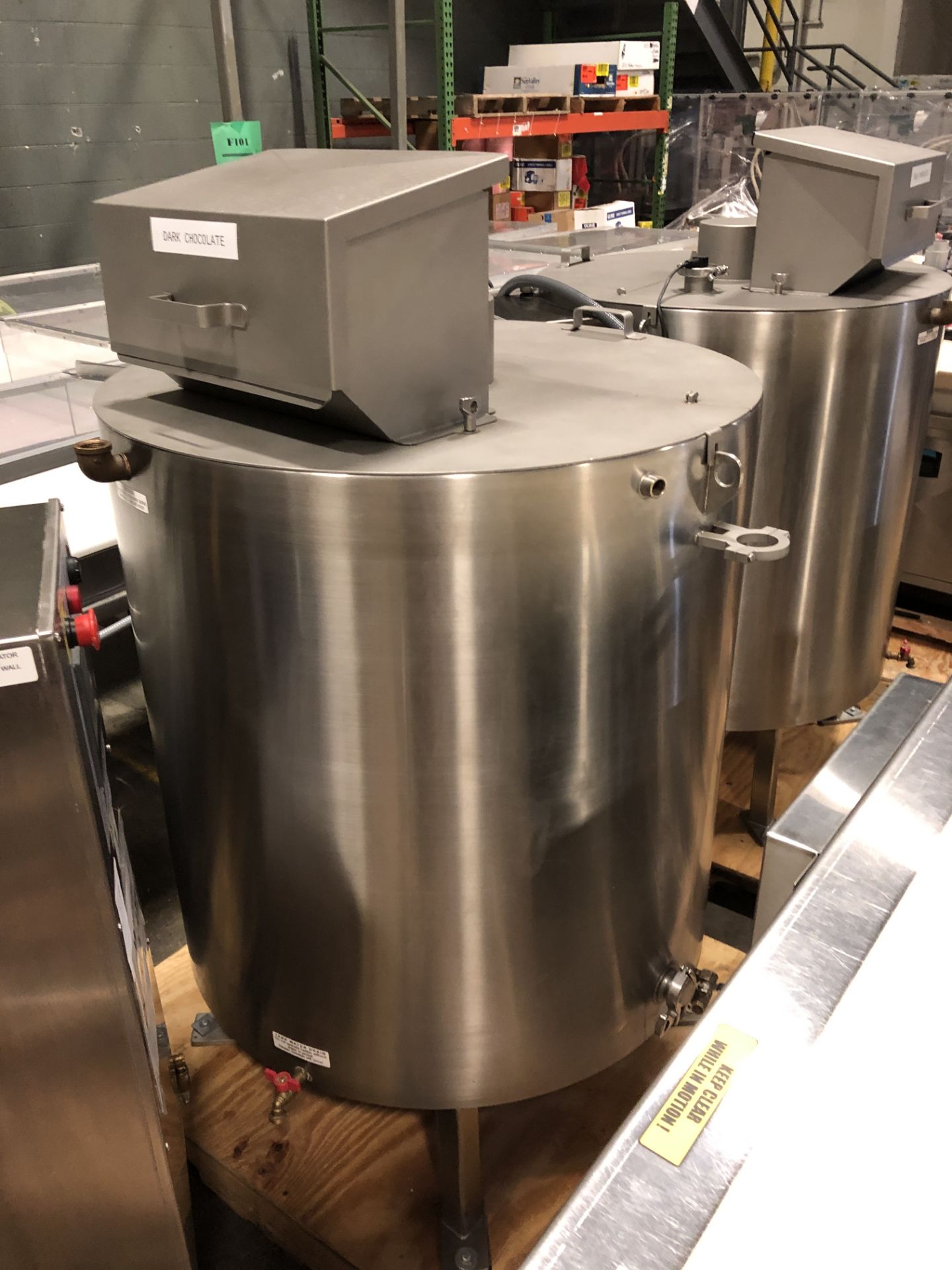 Savage Stainless Steel 1250-lb Chocolate Melter, model 0974-36, with PLC touchscreen controls, - Image 2 of 3