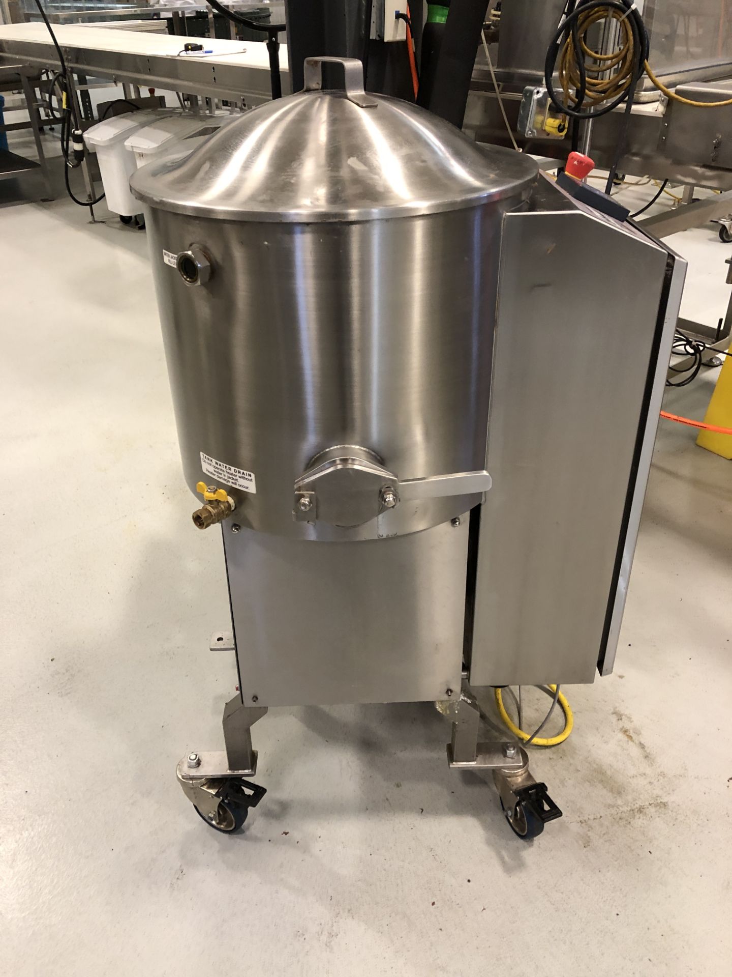 Savage/Woody 125 lb Stainless Steel Chocolate Melter with Touchscreen controls, jacketed and - Image 5 of 10