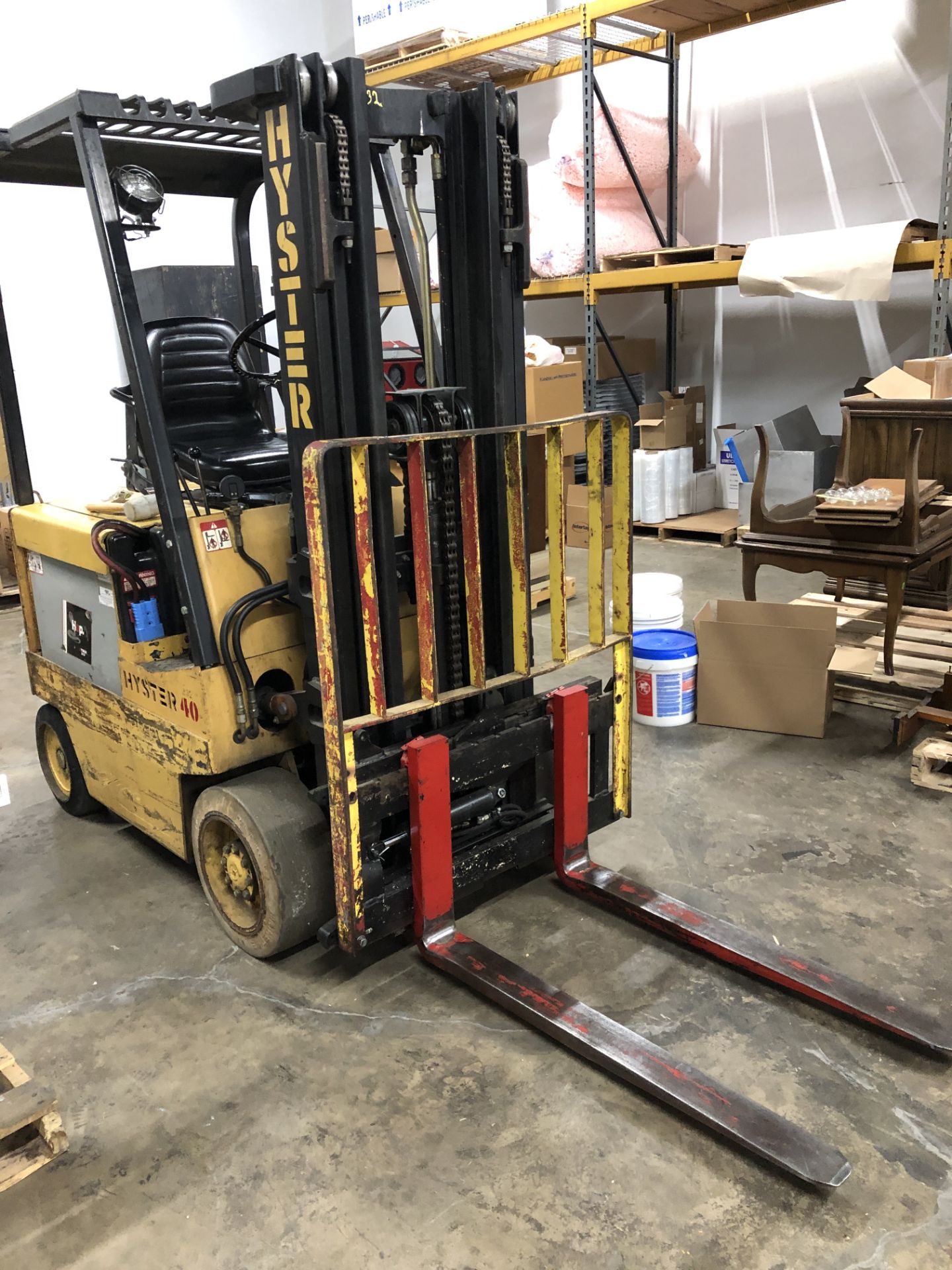 Hyster 40 model E40XL-27 3000-lb Electric Forklift with 42" long forks, with Hi-Tech Mark II model