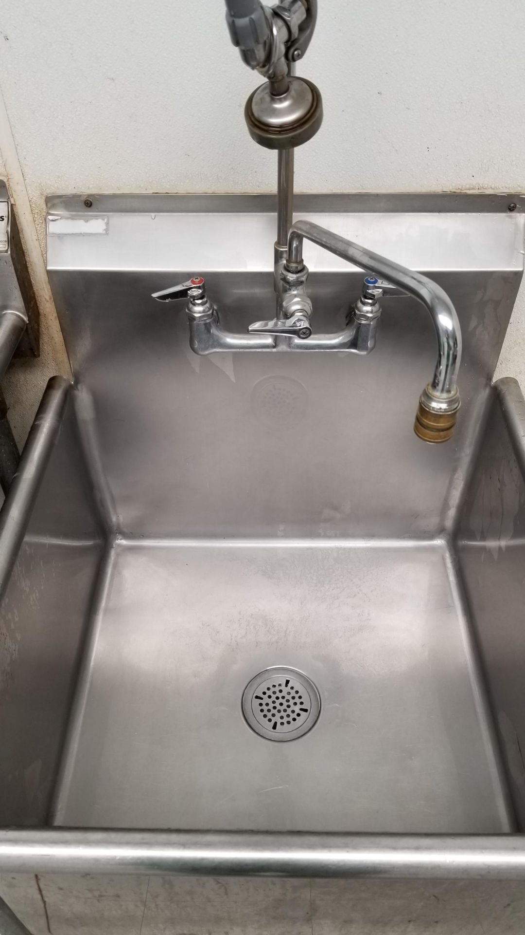 1 Bin  Compartment Stainless Steel Sink T&S faucet sprayer and Twist Handle Waste Valves  24" x - Image 2 of 2