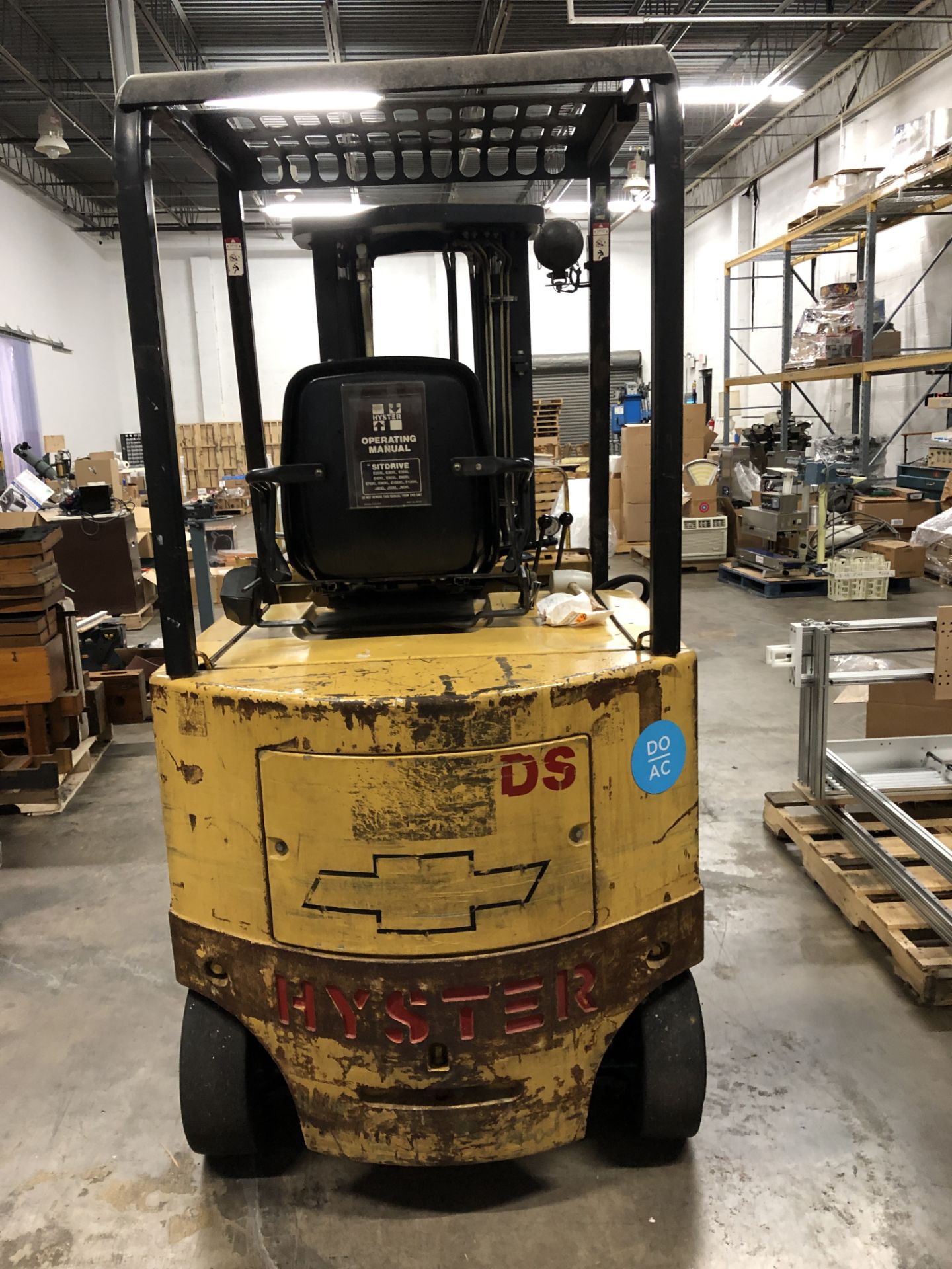 Hyster 40 model E40XL-27 3000-lb Electric Forklift with 42" long forks, with Hi-Tech Mark II model - Image 6 of 9