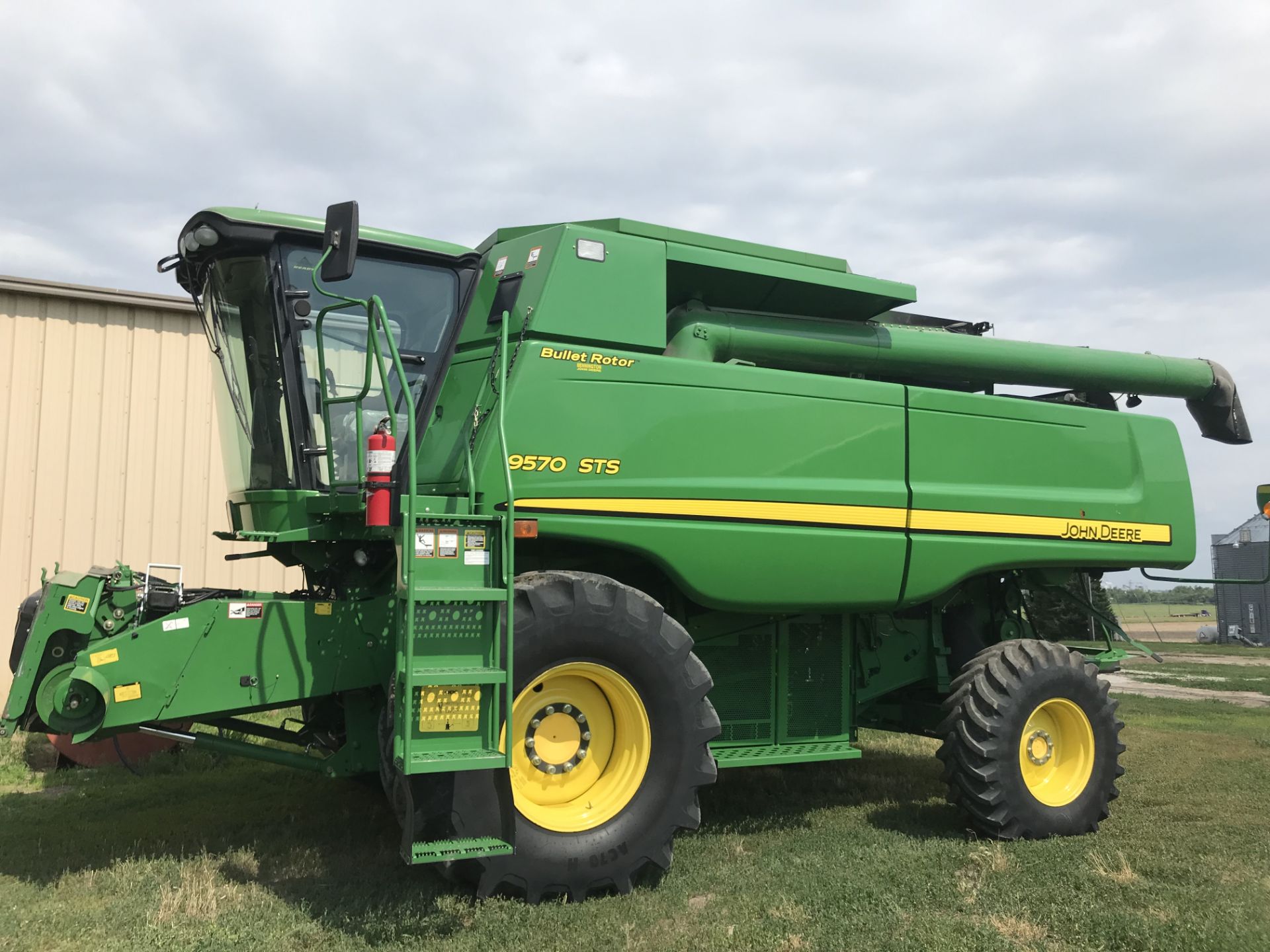 2008 JD 9570 STS Bullet Rotor S#725638, Chopper, Premier Cab & Control Center, Contour-Master Feeder - Image 4 of 11