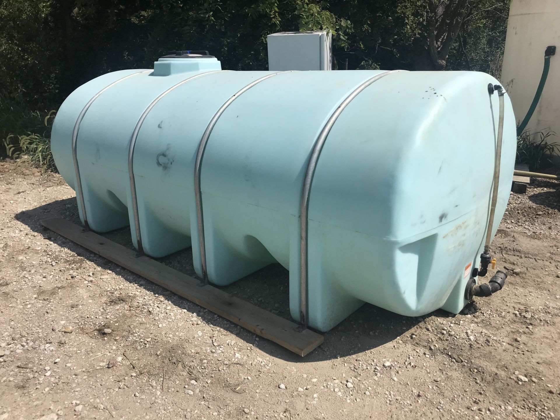 1600gal Poly Horizontal Flat Bottom Water Tank