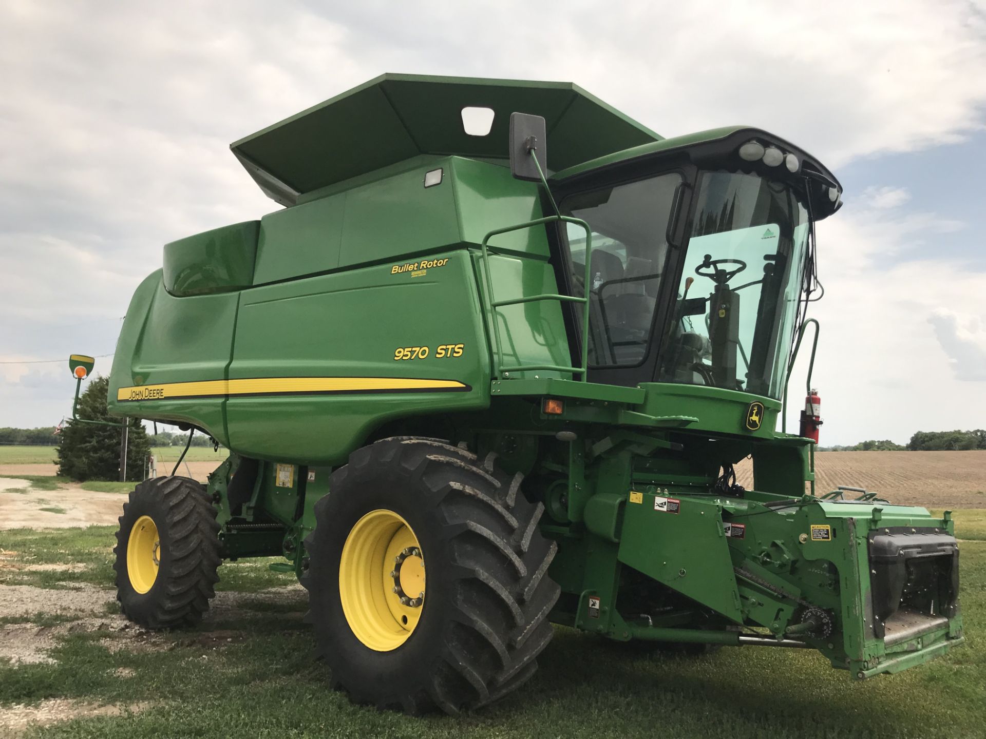 2008 JD 9570 STS Bullet Rotor S#725638, Chopper, Premier Cab & Control Center, Contour-Master Feeder - Image 3 of 11