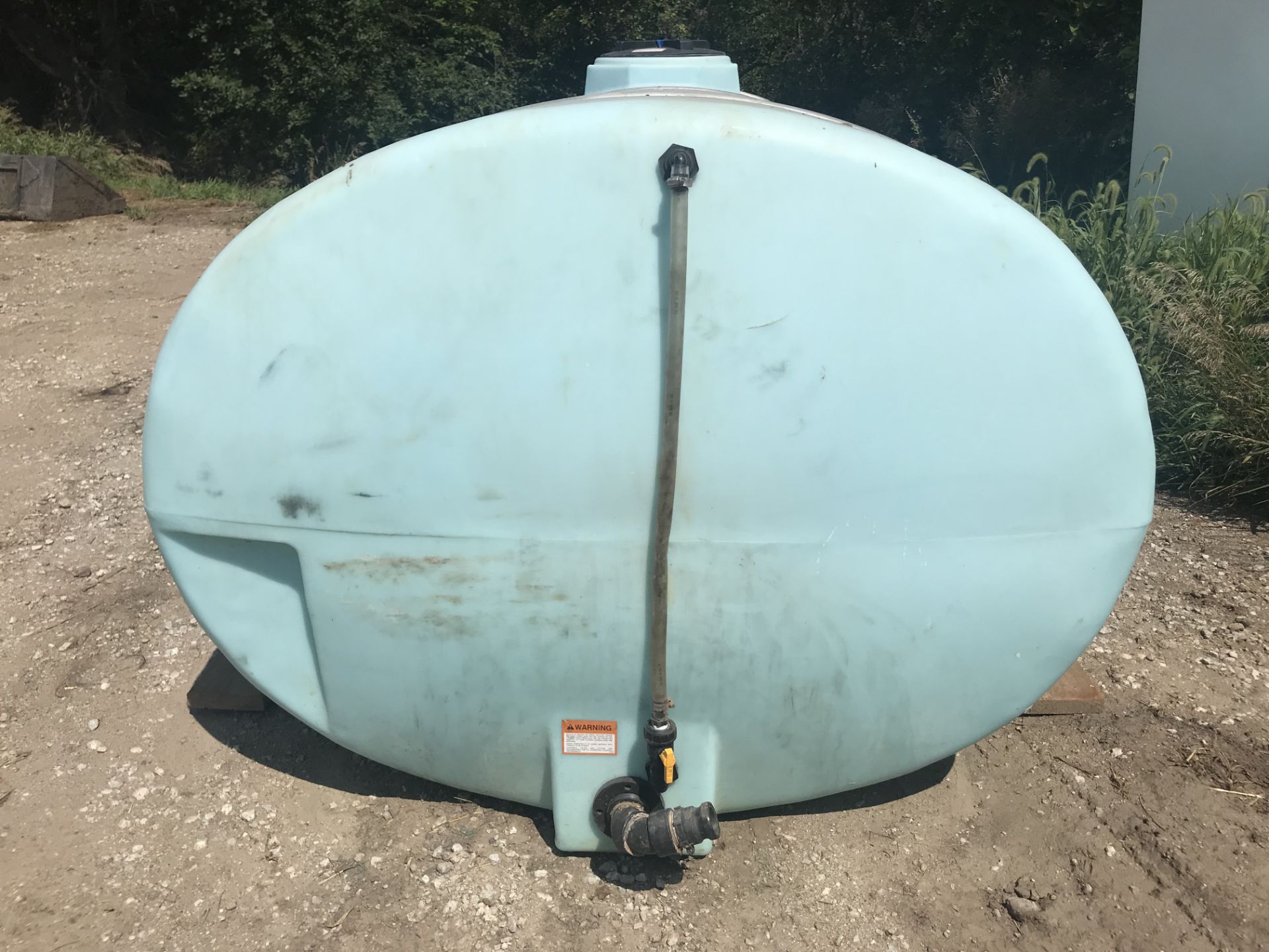 1600gal Poly Horizontal Flat Bottom Water Tank - Image 2 of 4