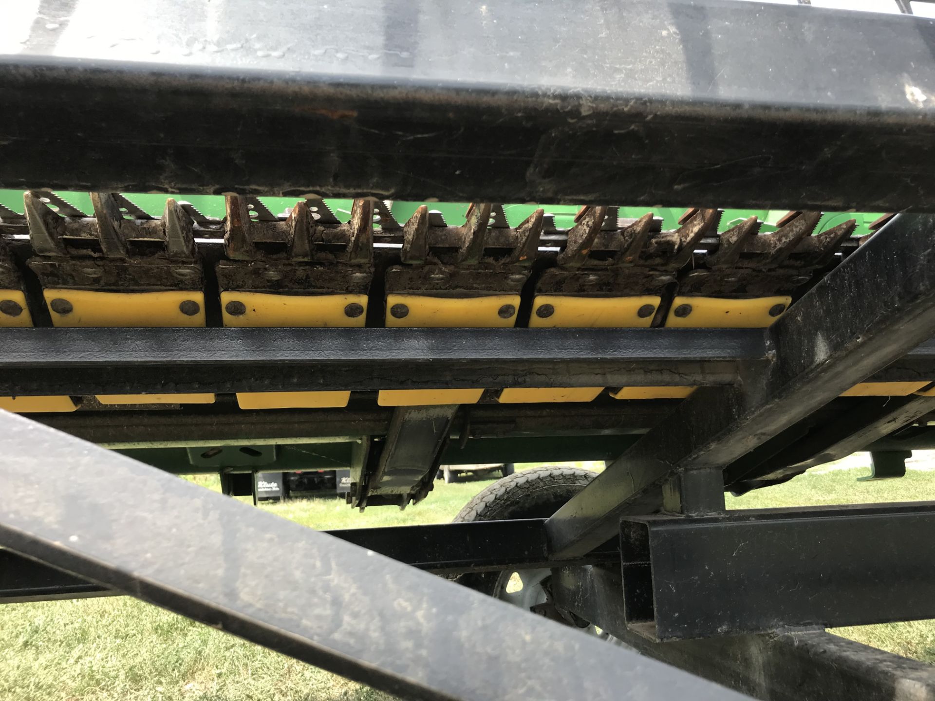 2011 JD 625F Hydra Flex, S#0740923, Poly, Full Width Fingers, Single Point Hook-up, Stubble & - Image 6 of 7