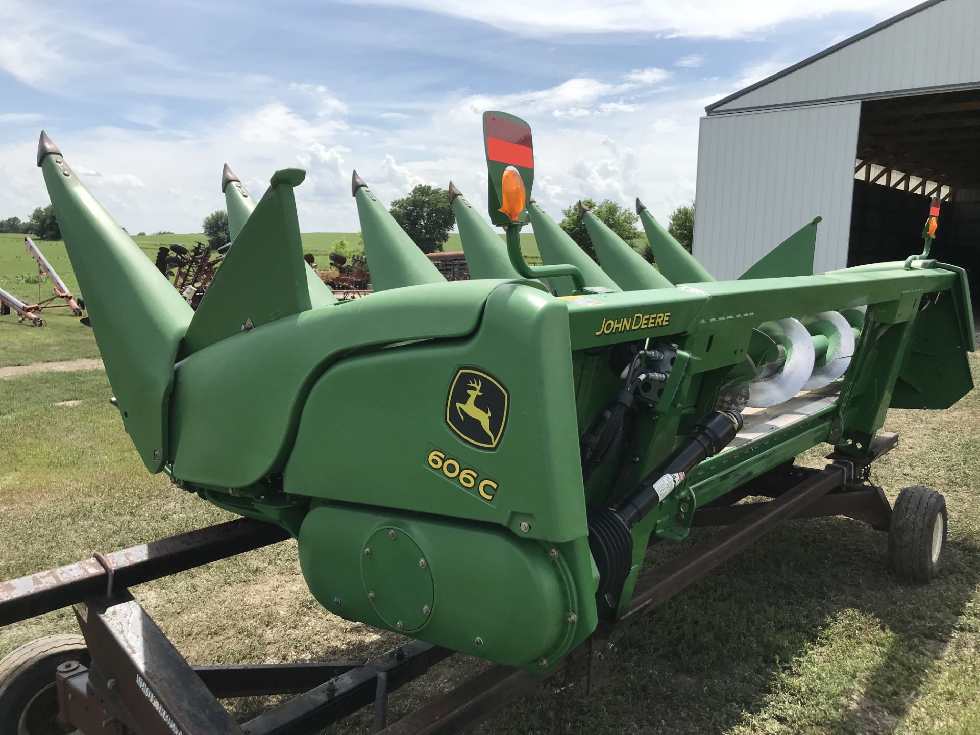 2010 JD 606C 6RN Ploy Corn Head, Hyd, Deck Plates, Header Height Sensing, Single Point Hook-up, - Image 2 of 9