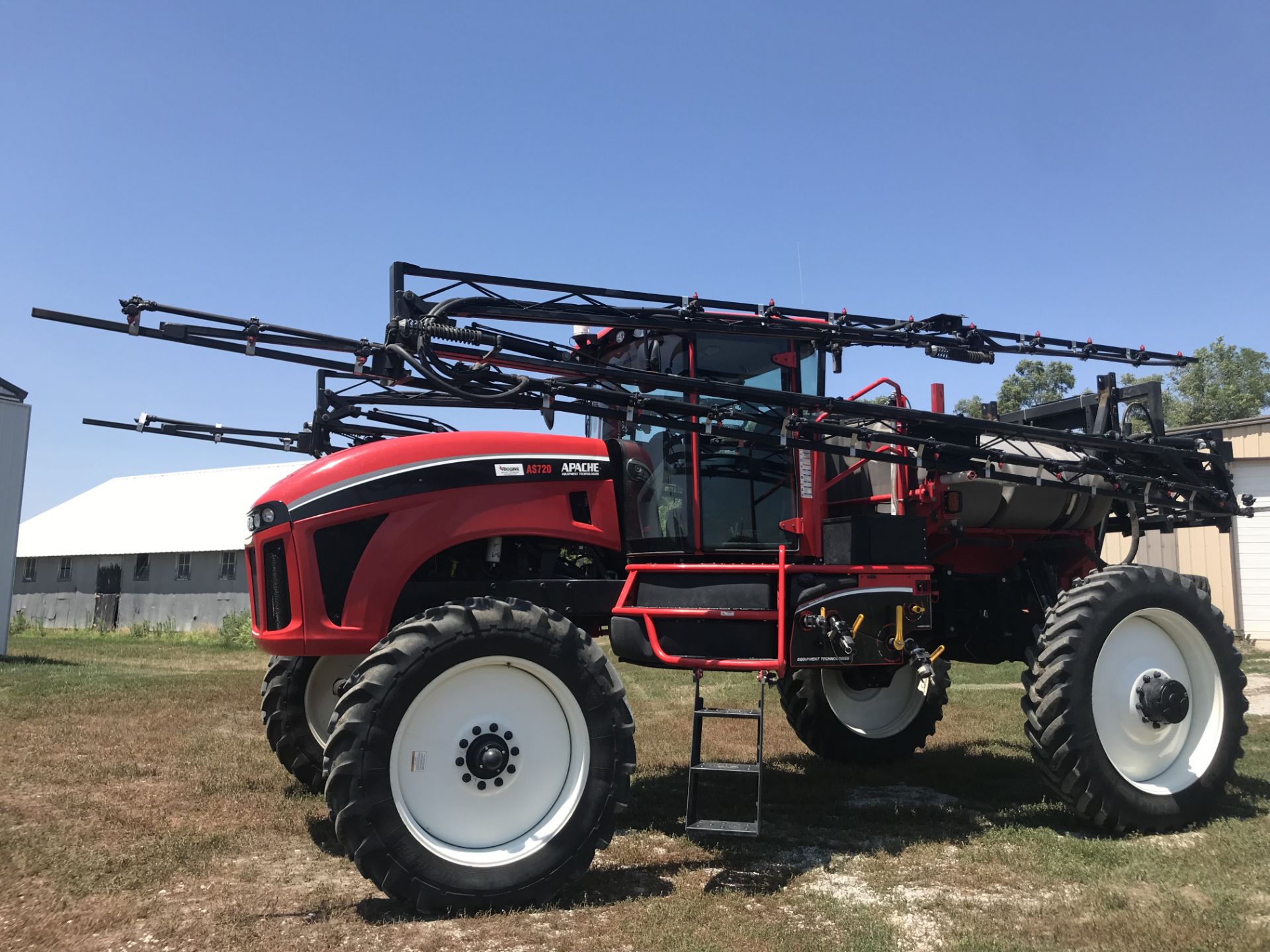 2014 Apache AS720, 6.7lt Cummings Diesel, S#9140706, 750gal Poly Tank, 60/90' Booms, Auto Steer & - Image 3 of 30