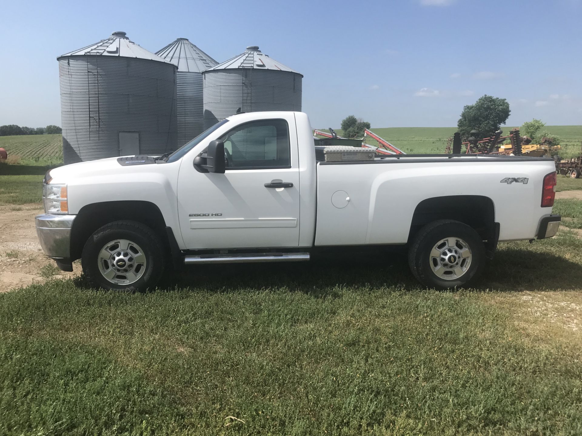 2012 Chevy Silverado 2500HD LT 4x4 Reg. Cab, Vortec 6.0lt V-8 Flex-Fuel, Auto, Elec. Brake - Image 2 of 9