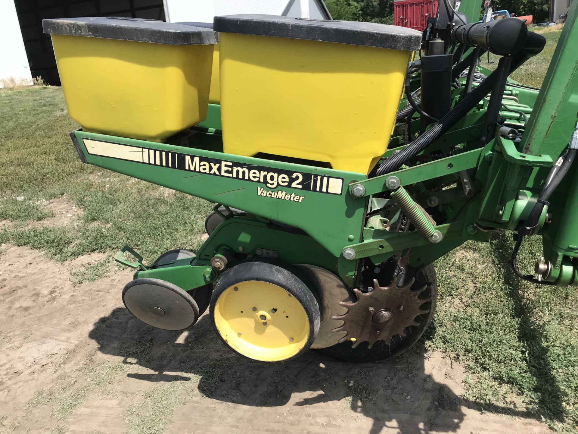 JD 7200 6RN MaxEmerge 2 PT Planter S#660988, Marlin Row Cleaners w/Monitor (good); - Image 8 of 11