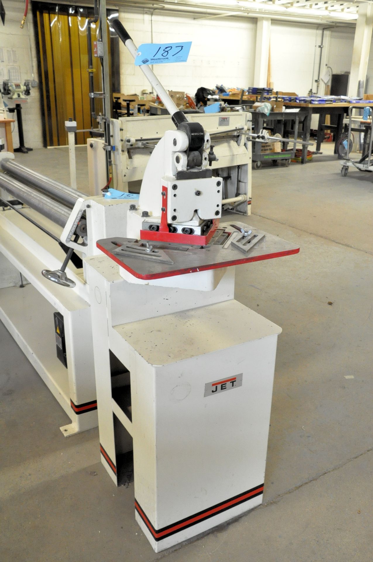 Jet HN-16T, 16-GA Mild Steel Capacity Corner Notcher, S/n 14120092, with Jet S-16T Floor Stand - Image 2 of 4