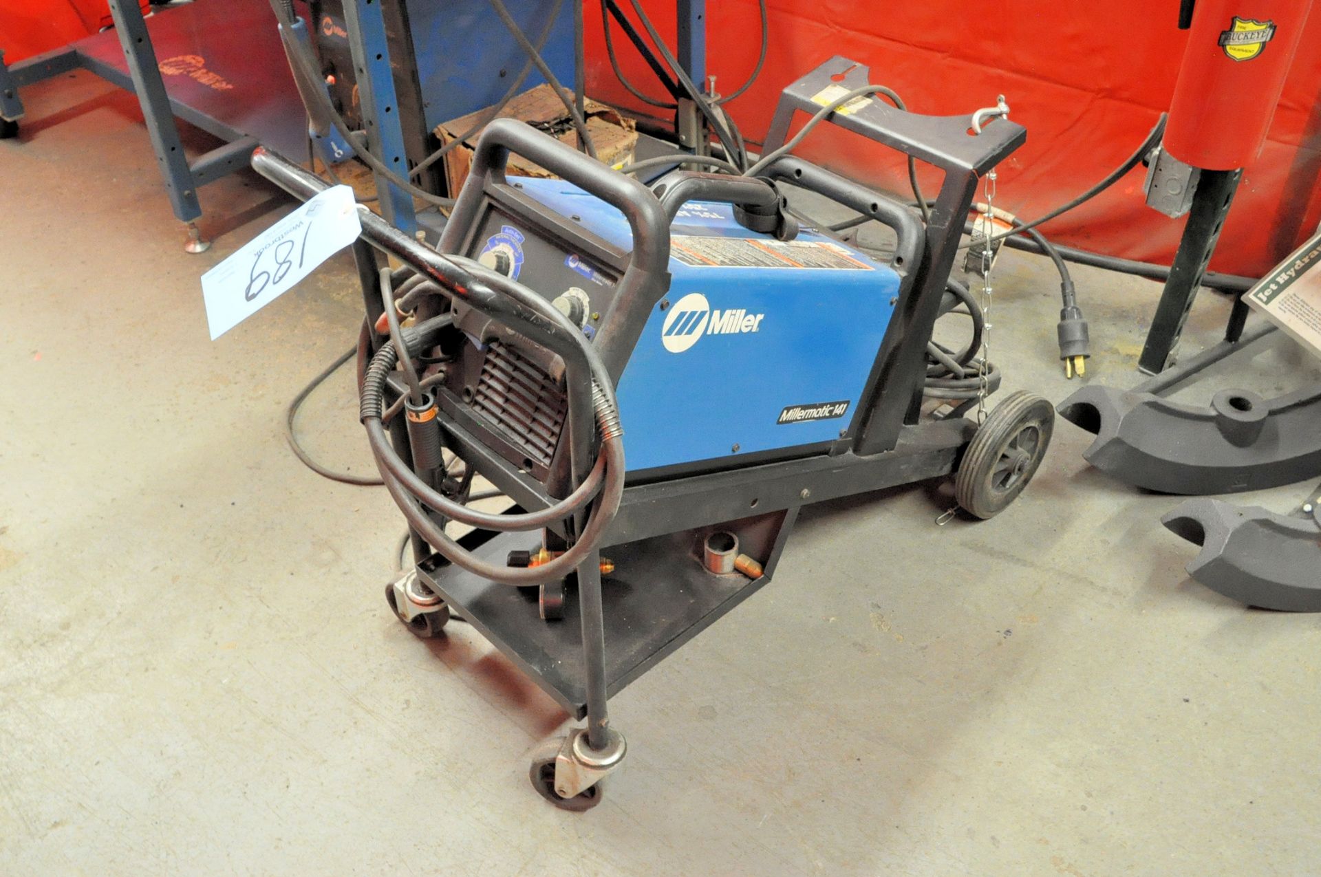 Miller Millermatic 141, 90-Amp Capacity Wire Feed Mig Welder,