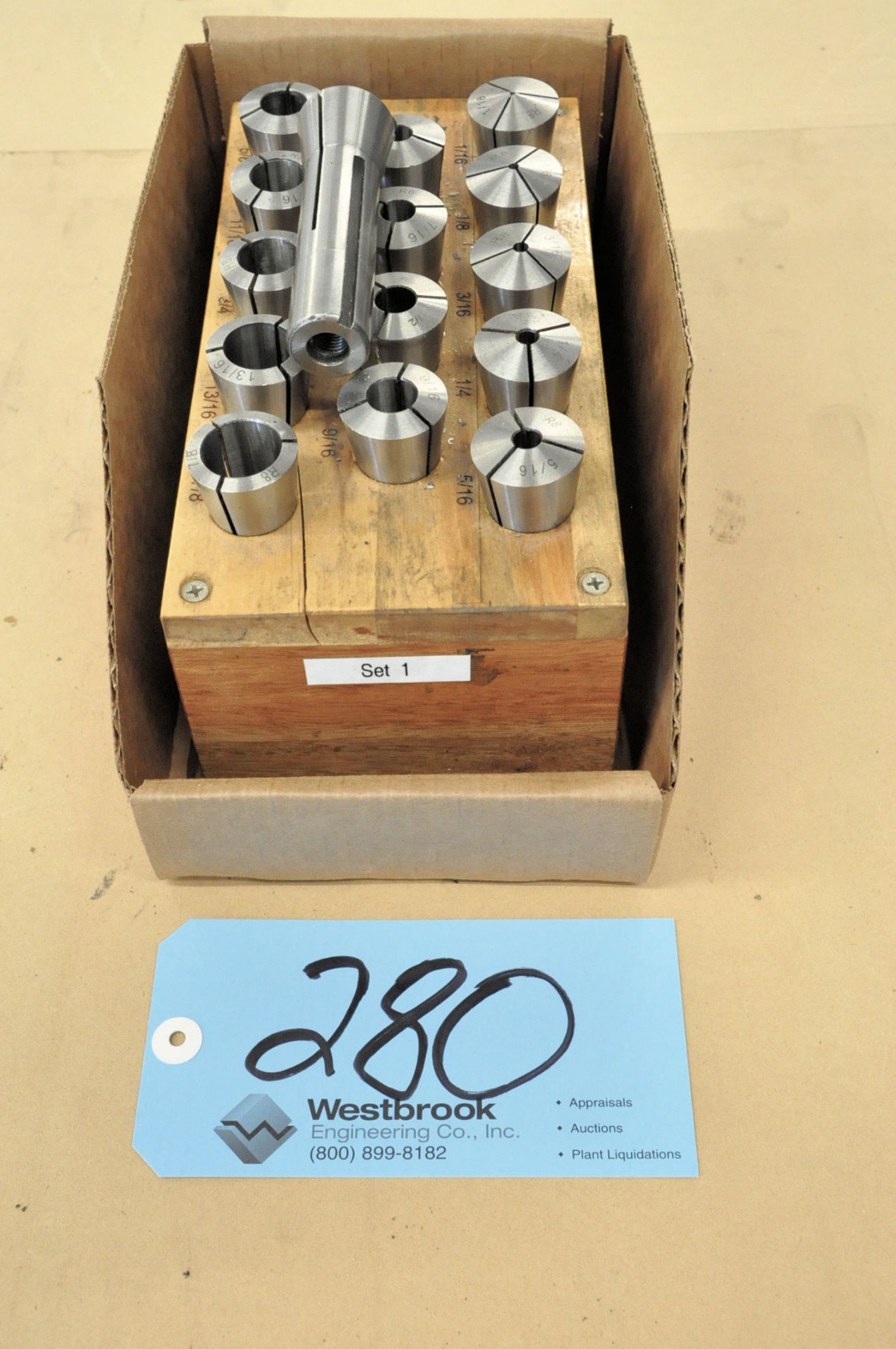 15-Piece R8 Collet Set with Stand