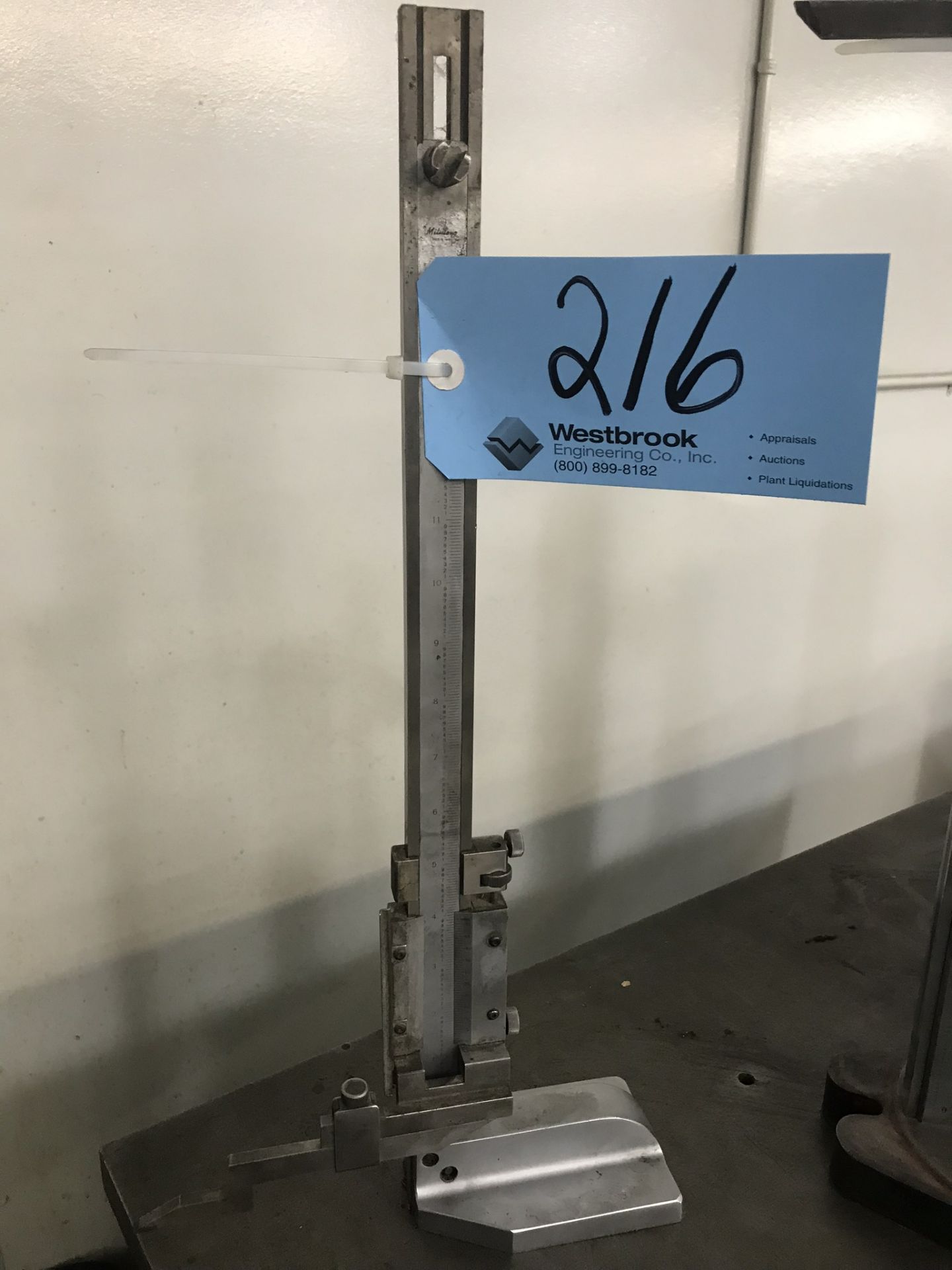 MITUTOYO 12" Height Gage