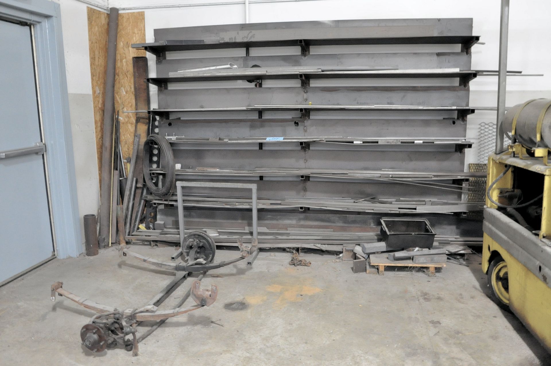 Lot-Steel Stock and Rear Axle with Rack