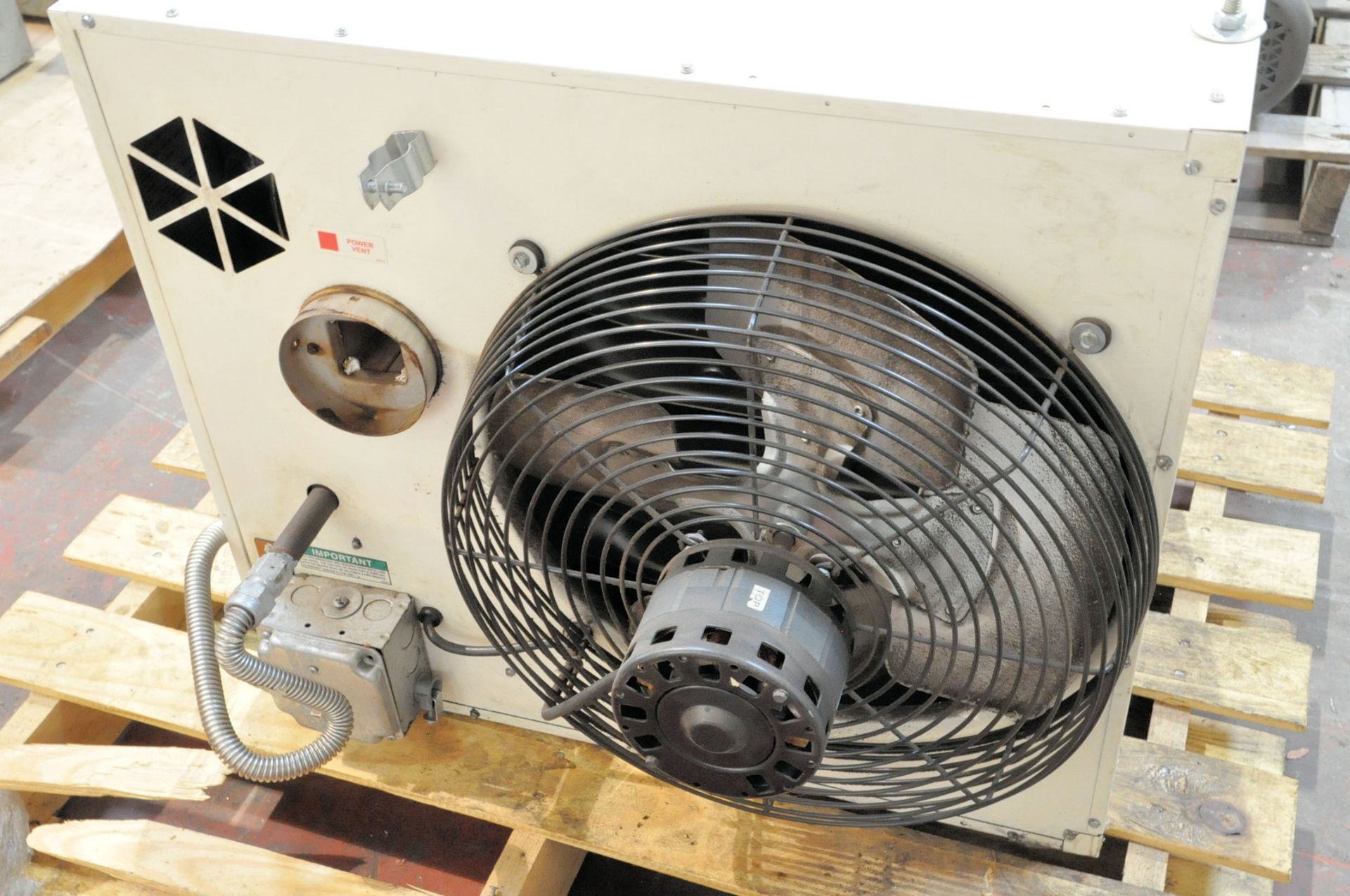 Reznor Industrial Forced Air Hanging Gas Furnace, Capacity N/a, - Image 2 of 2