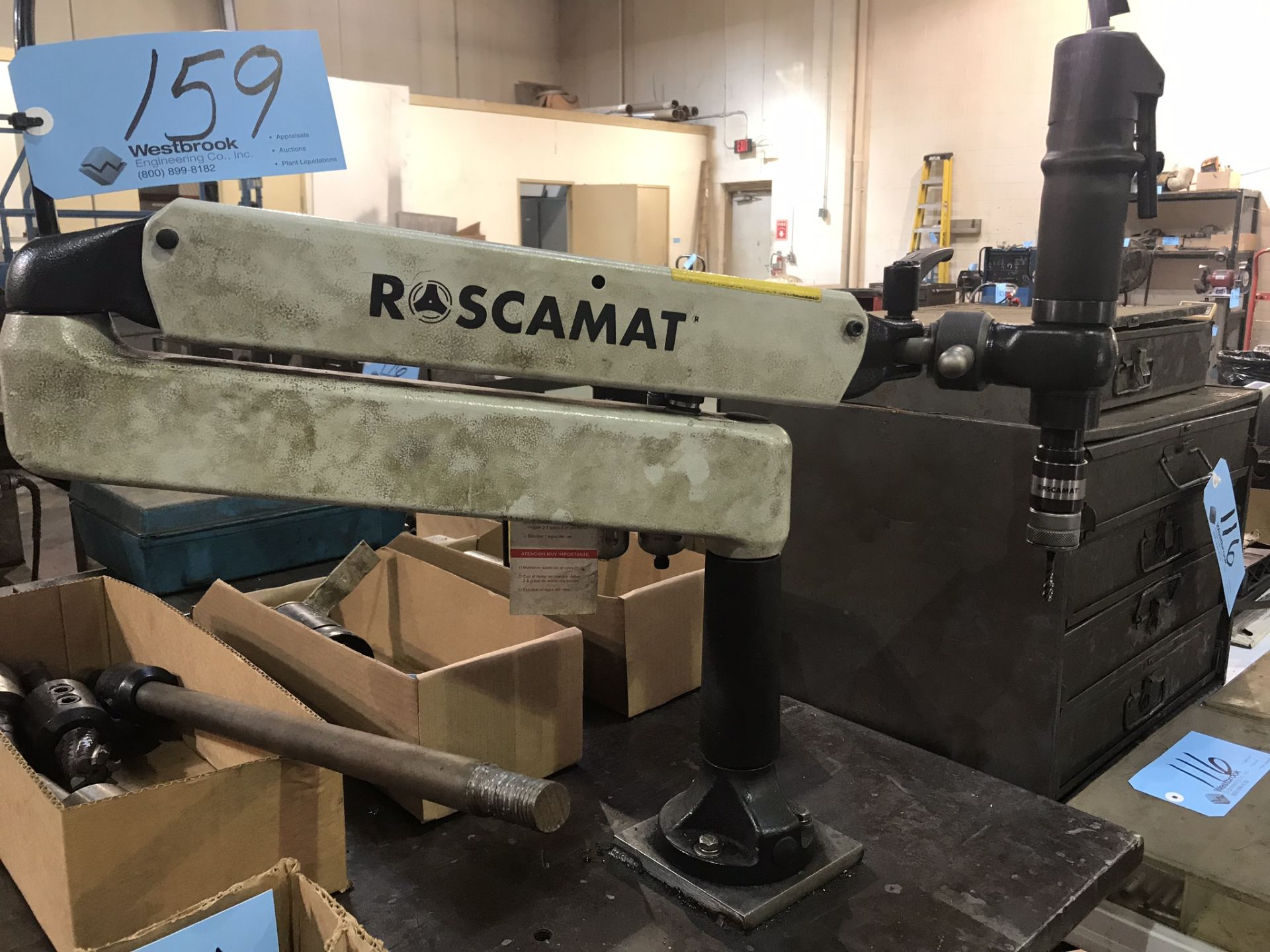 Rascamat Model 200 Articulating Arm Pneumatic Tapper (2015) (Must unbolt from Steel Table)