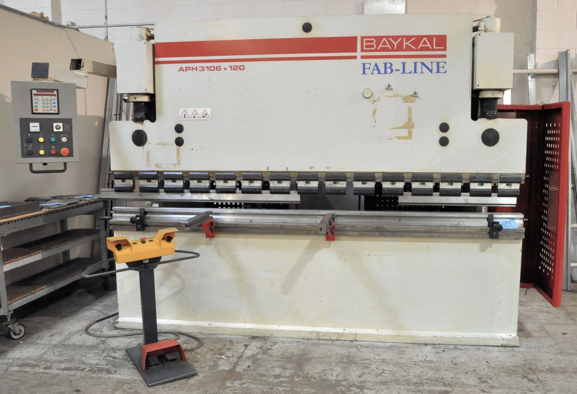 Baykal Fab-Line APH3106 x 120, 132-Ton x 120" Hyd Press Brake, 2-Axis CNC Control, (2007) 6-Way Die