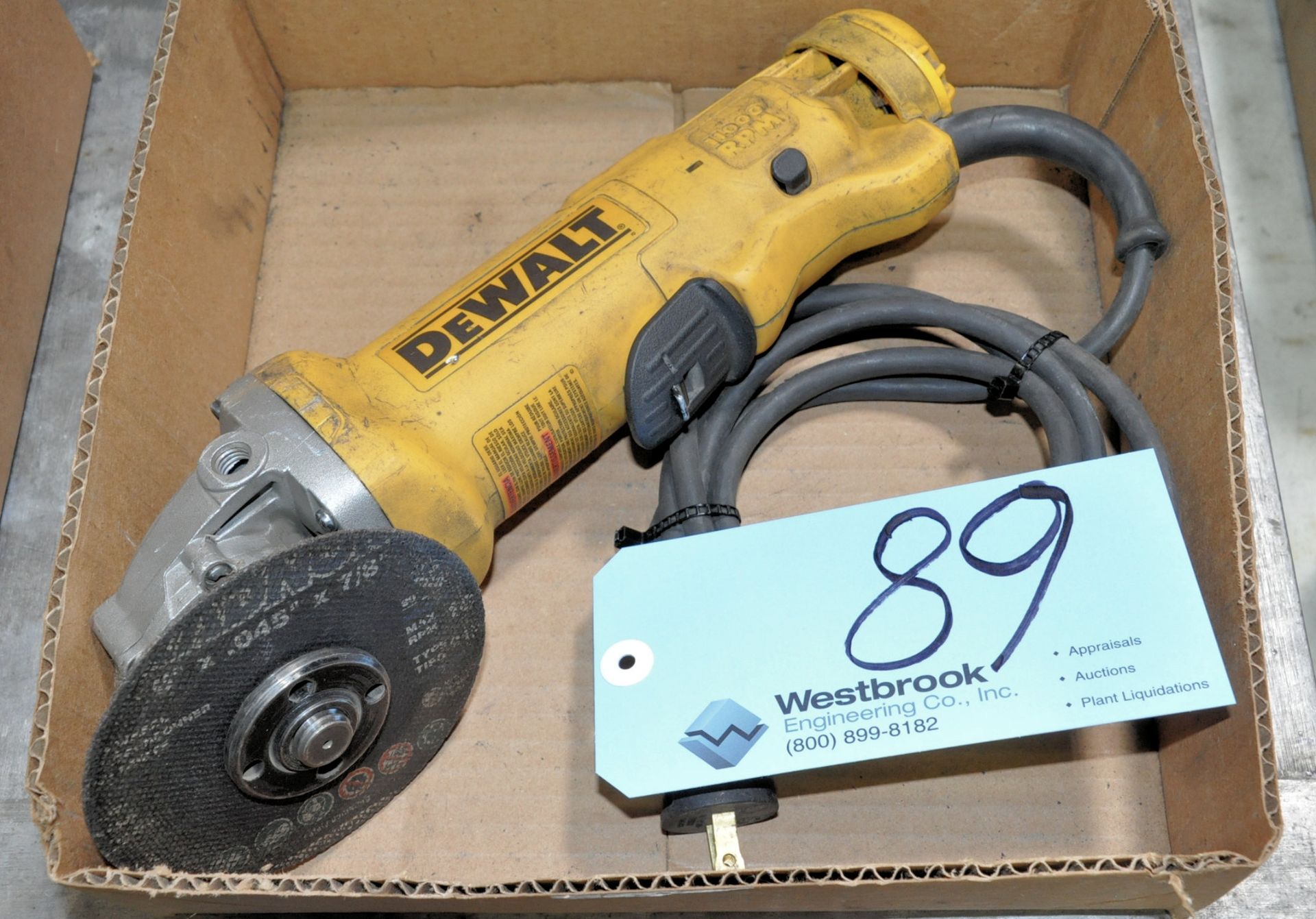 DeWalt DWE402, 4 1/2" Electric Angle Grinder in (1) Box