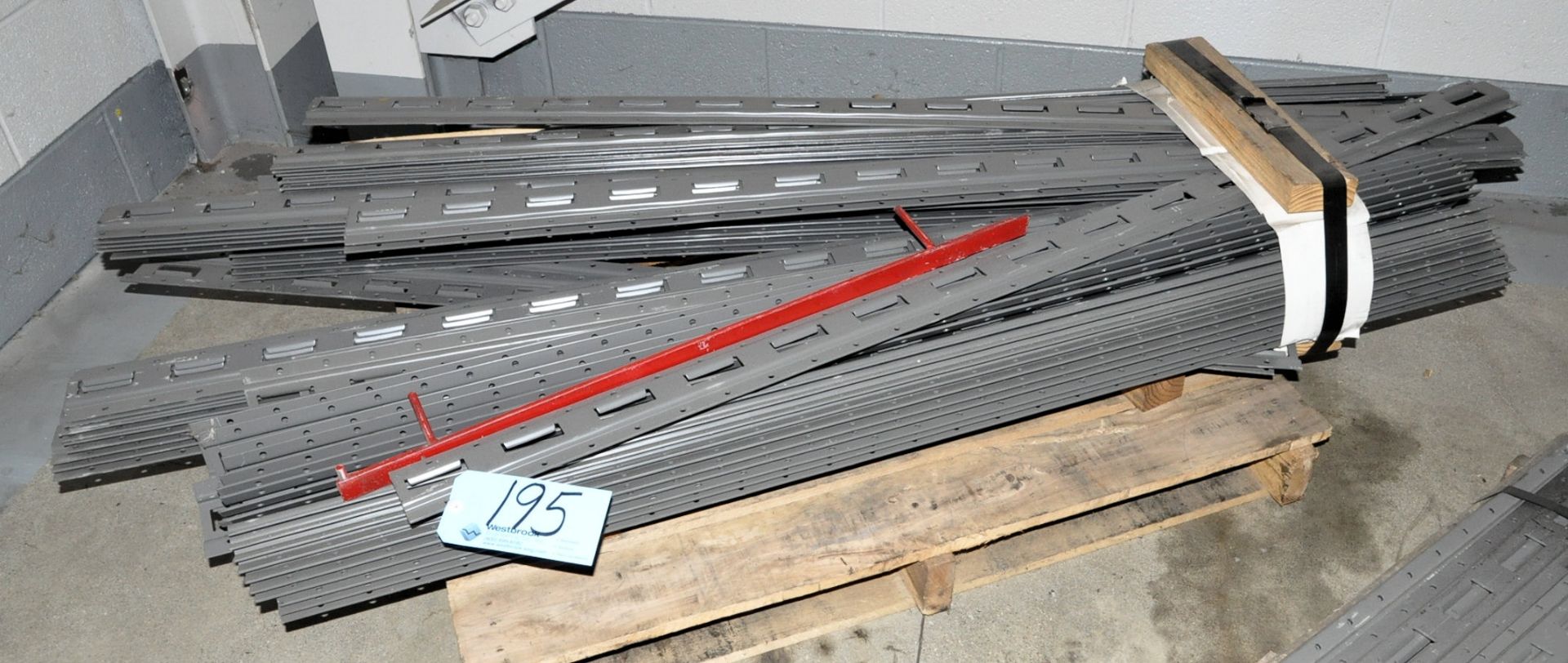 Lot-60" E-Tracks on (1) Pallet