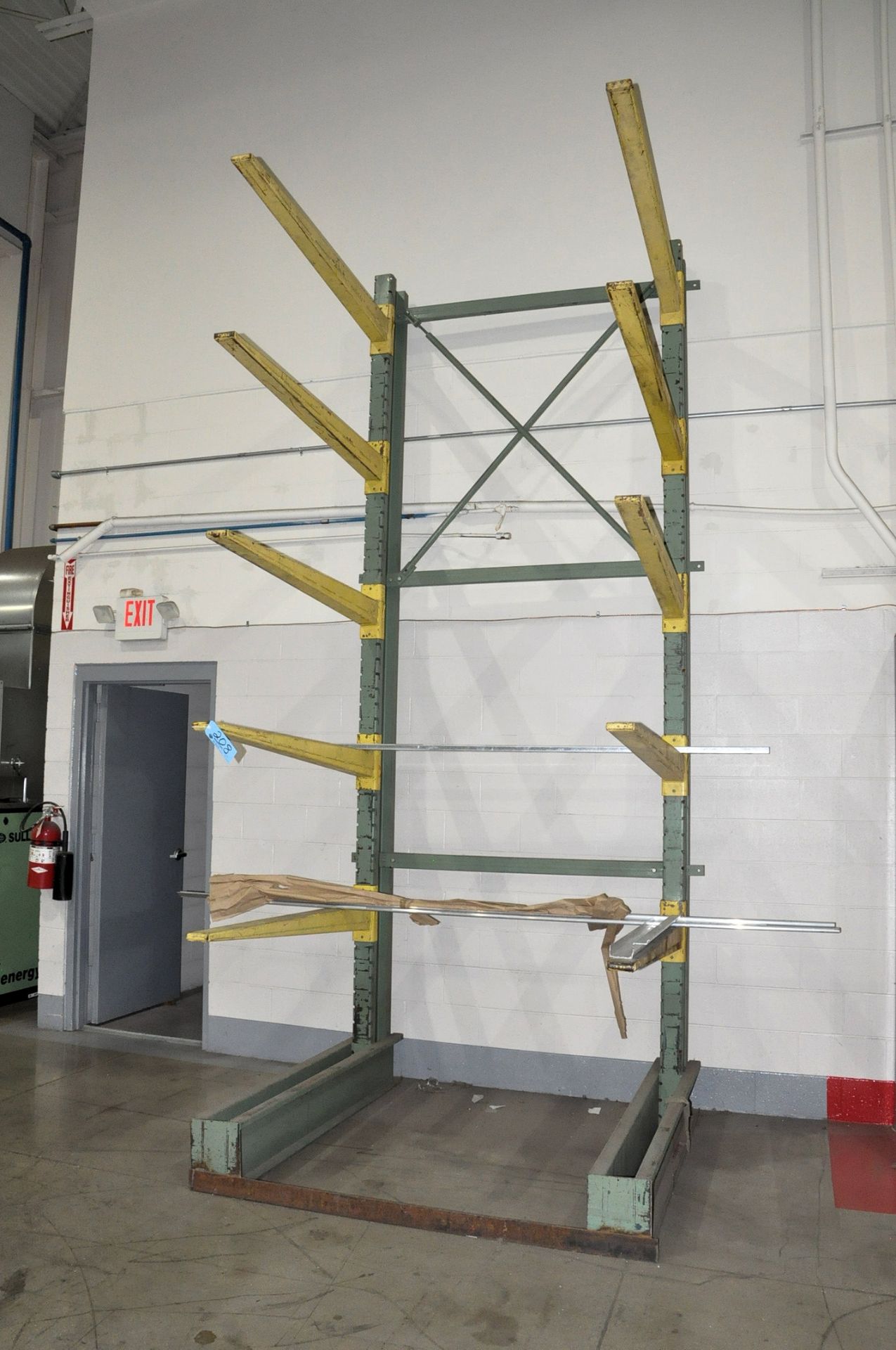 Section Cantilever Rack