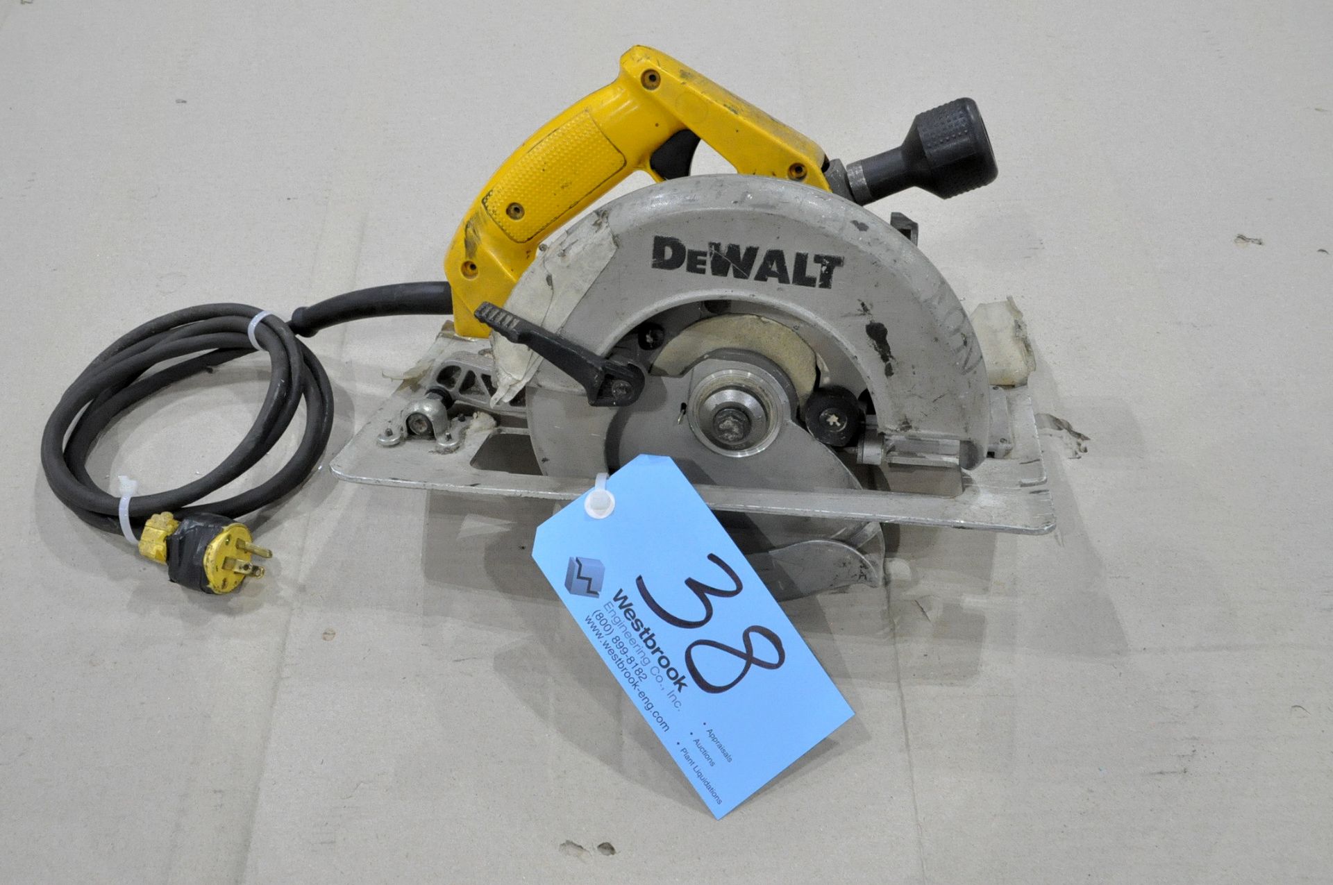 DeWalt 7 1/4" Circular Saw