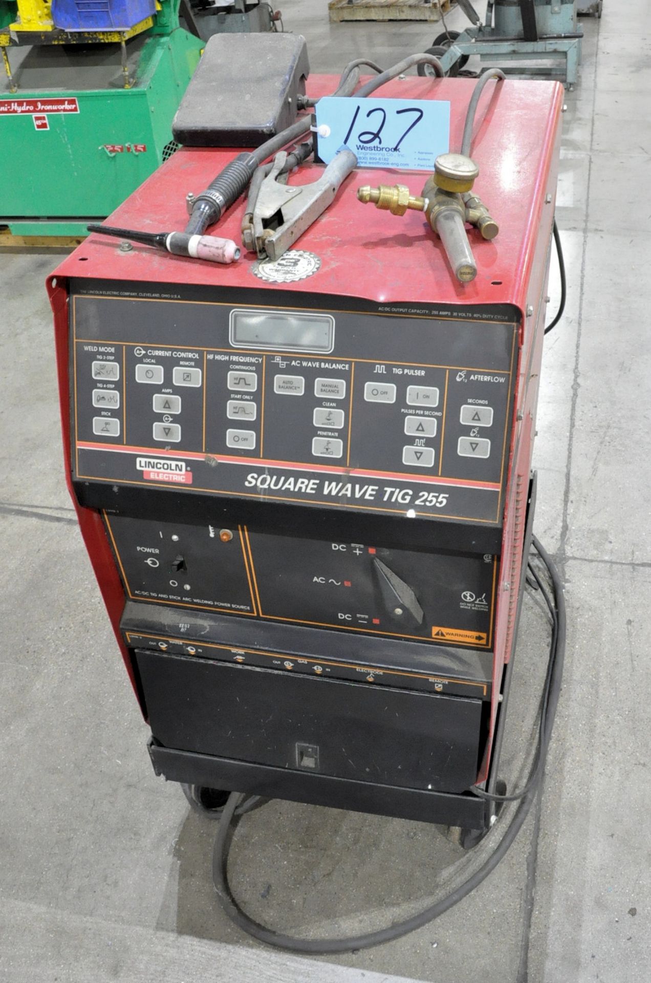 Lincoln Square Wave Tig 255, 255-Amp Capacity Tig Welder with Foot Pedal and Leads