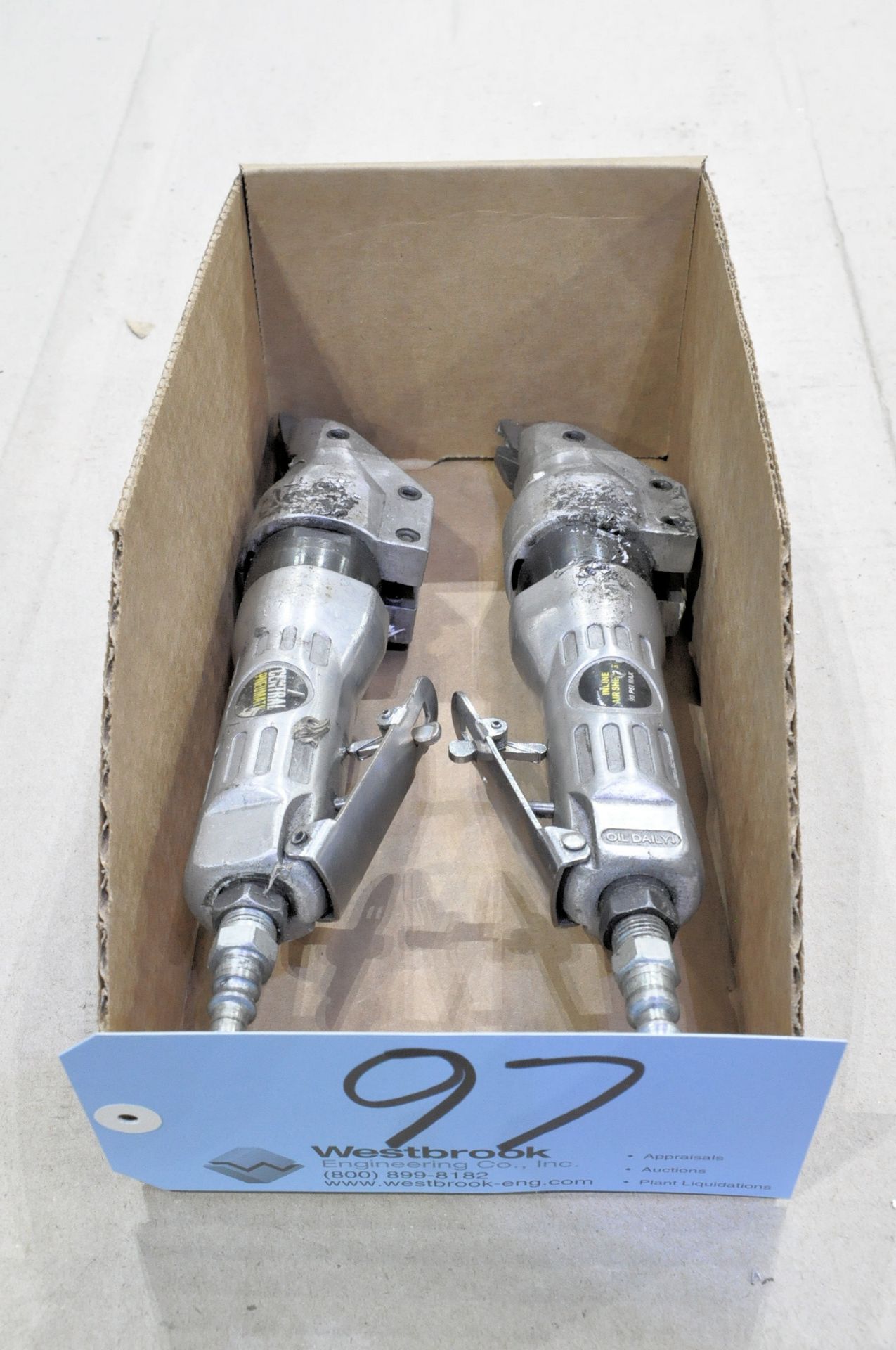 Lot-(2) Central Pneumatic In-Line Pneumatic Shears in (1) Box