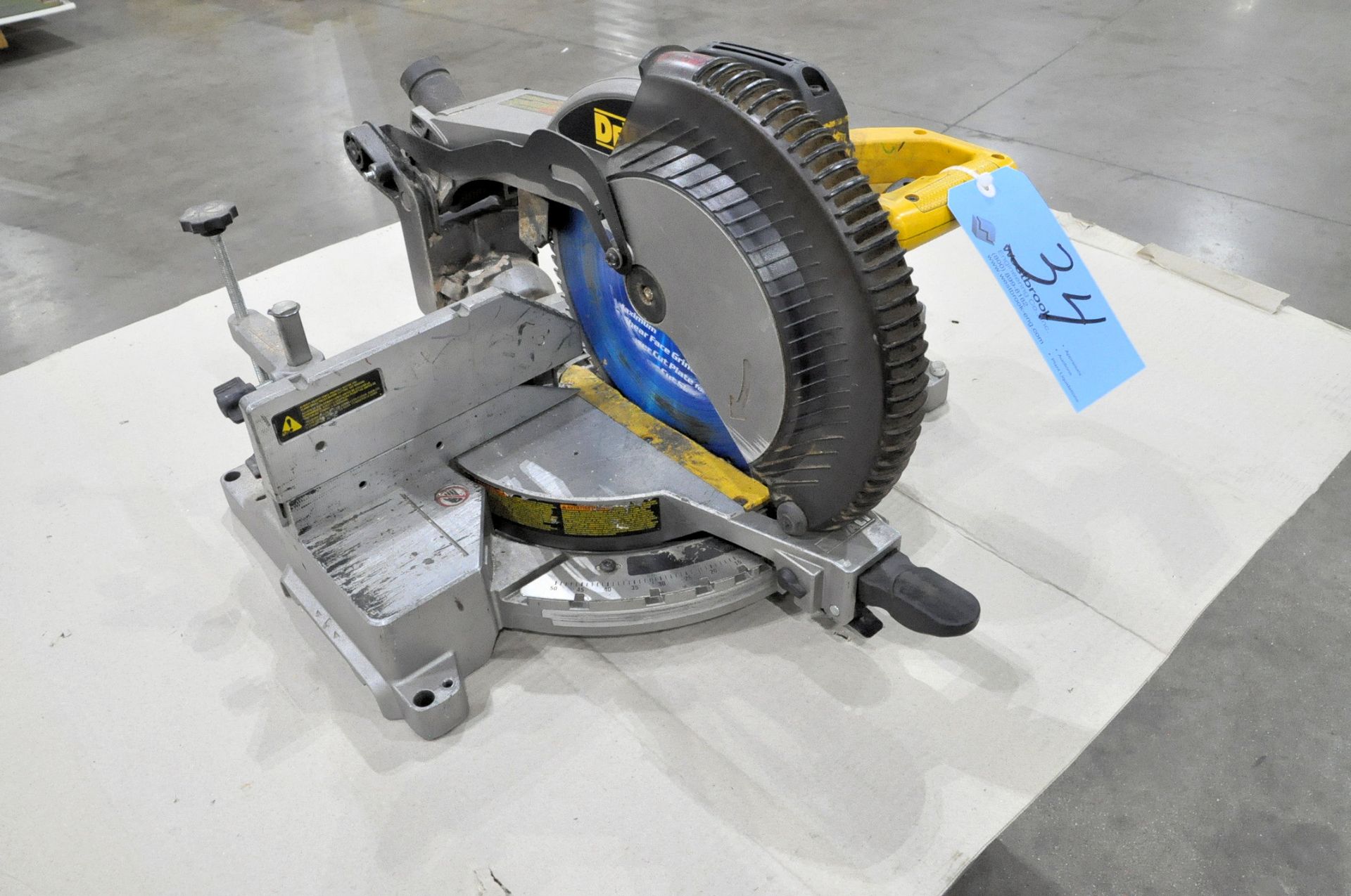 DeWalt Model DW715, 12" Compound Power Mitre Saw