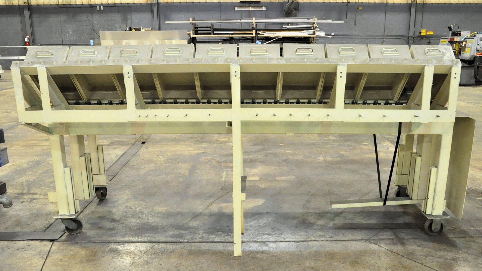No Identifying Name 30" x 126" Rolling Assembly Work Station - Image 2 of 2