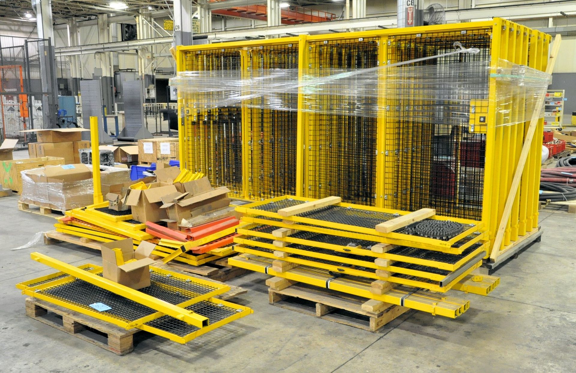 Lot-Safety Barrier Fencing on (4) Pallets