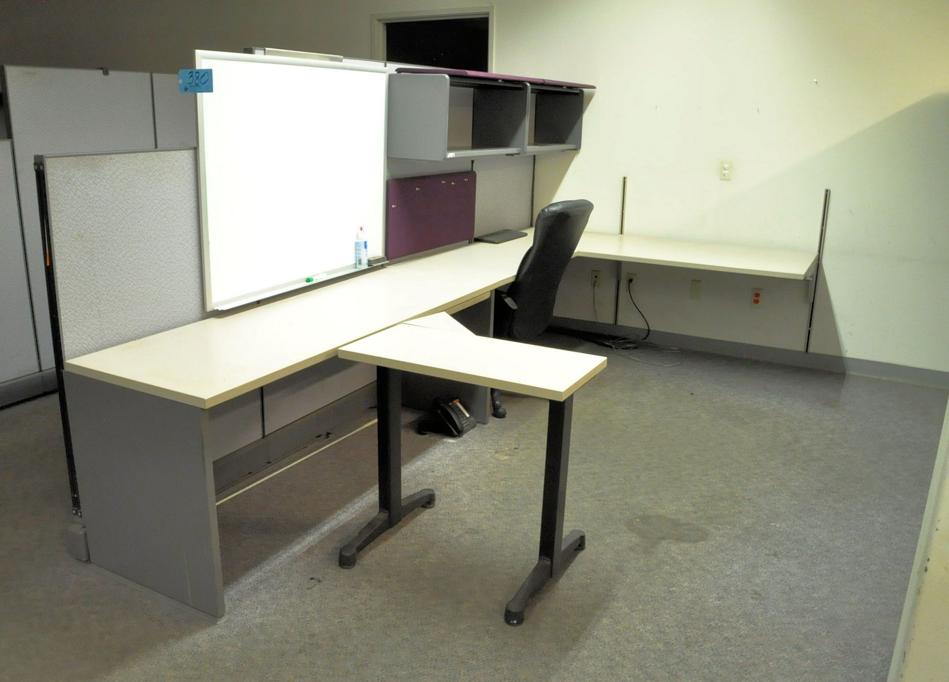 Lot-Cubical Partition Work Systems in (1) Group in (1) Office, - Image 7 of 7