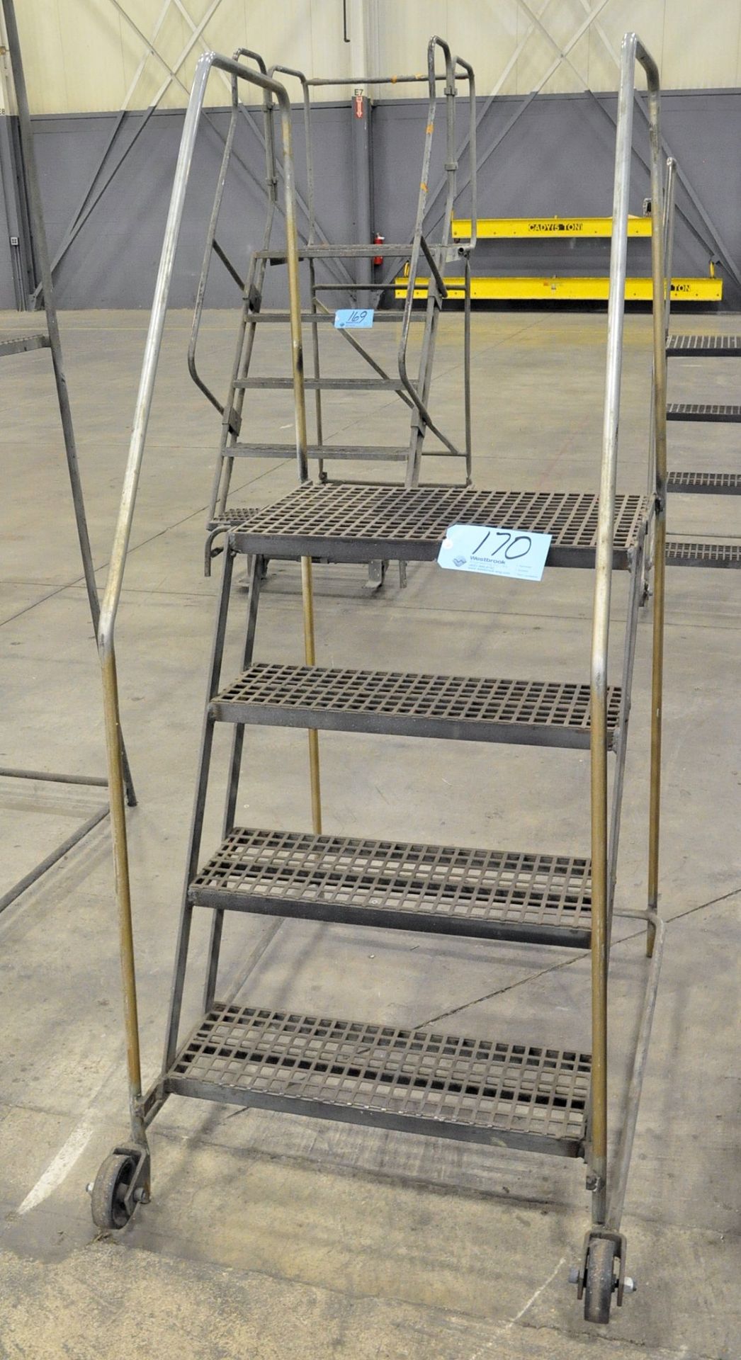 4' x 24" Portable Stairs