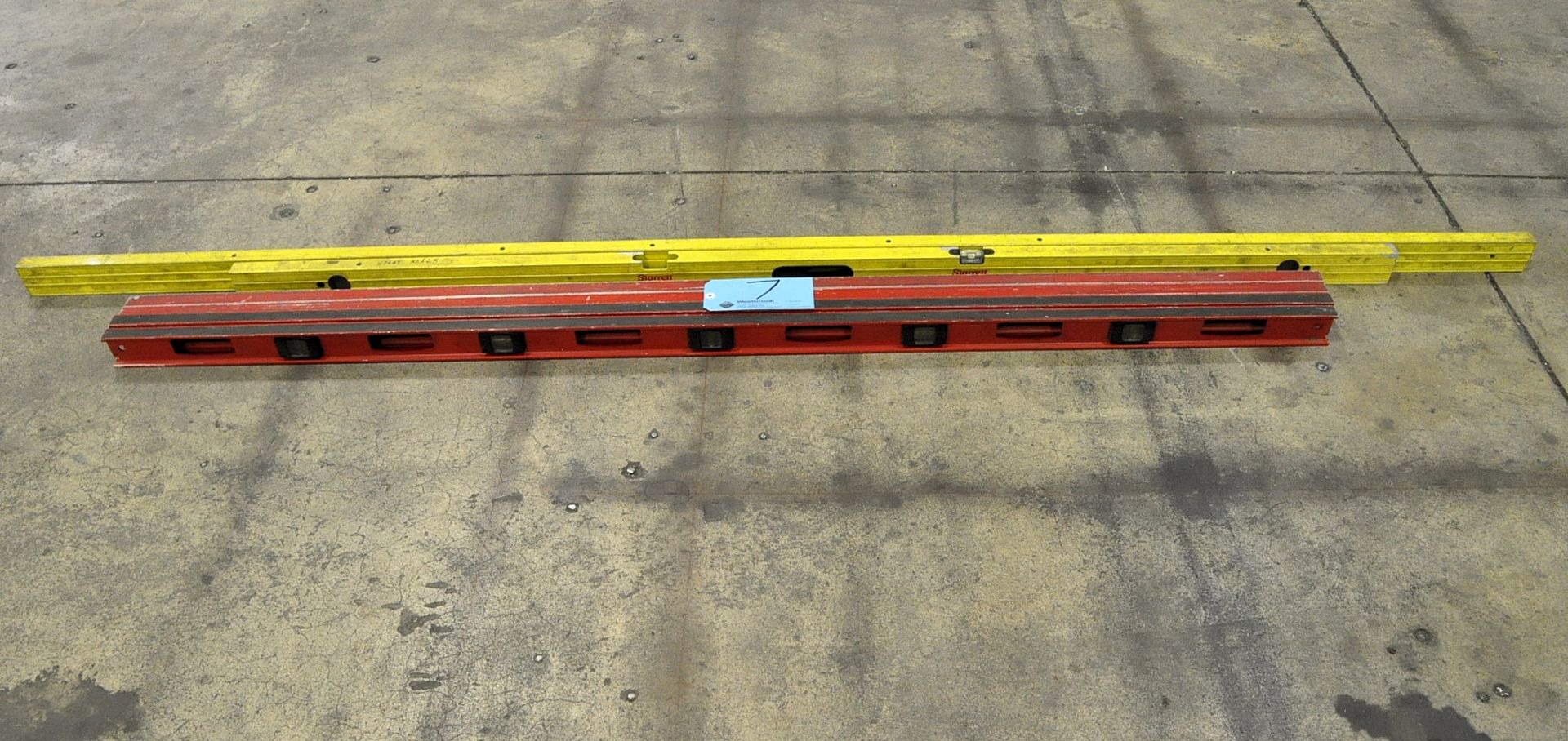 Lot-(5) 72" and (1) 96" Level