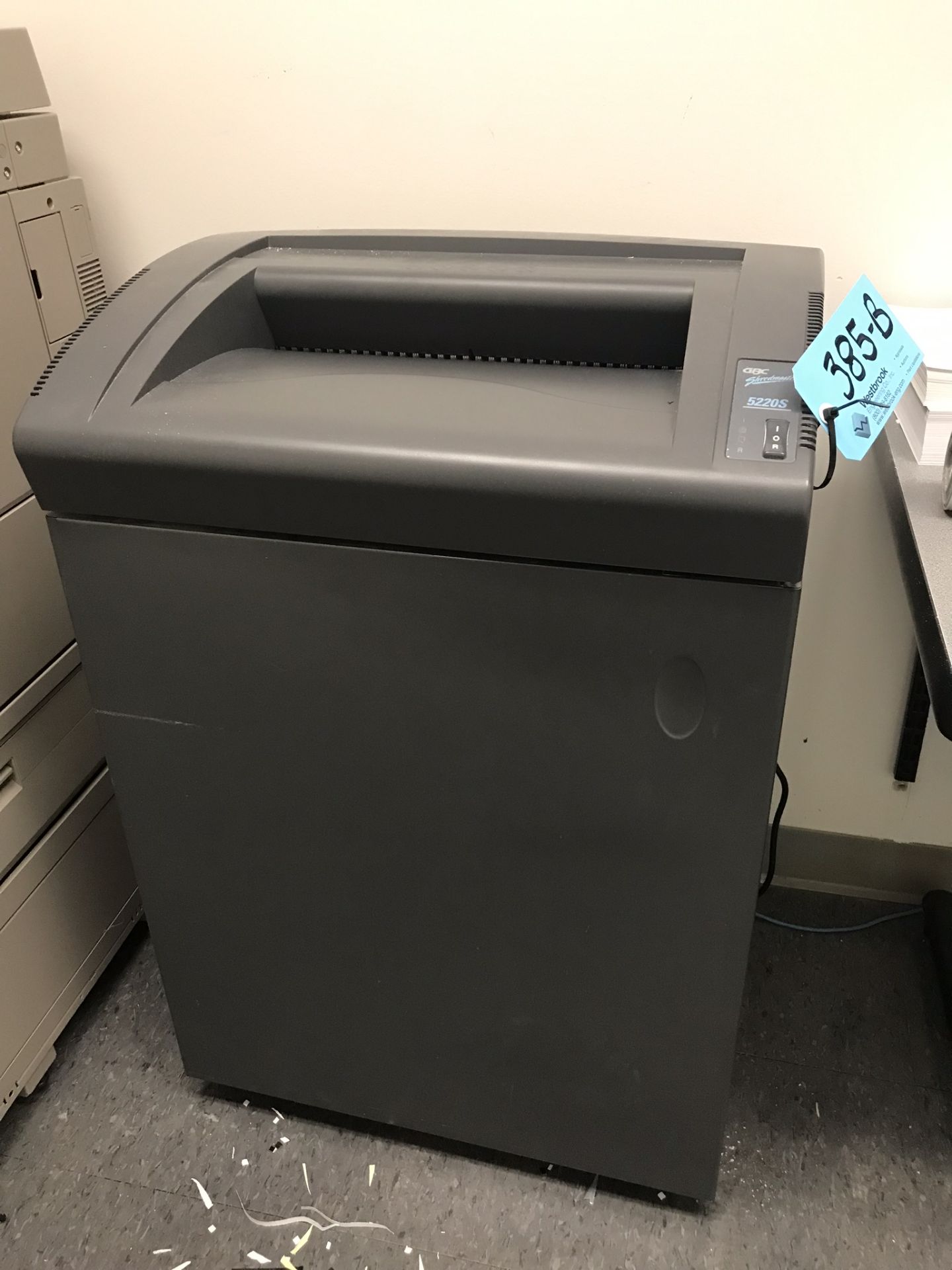 GBC Shred Master 5220S Heavy Duty Shredder