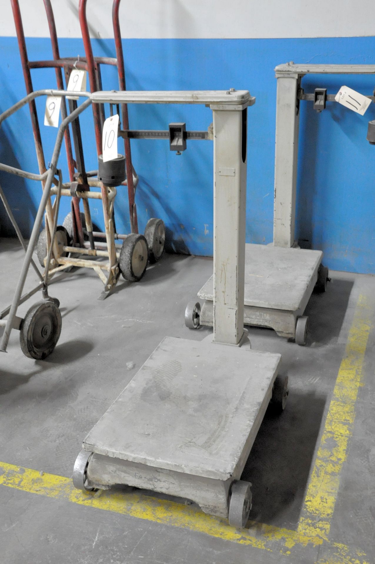 Approximately 1,000-Lbs. Capacity Portable Platform Scale, 18" x 27" Platform