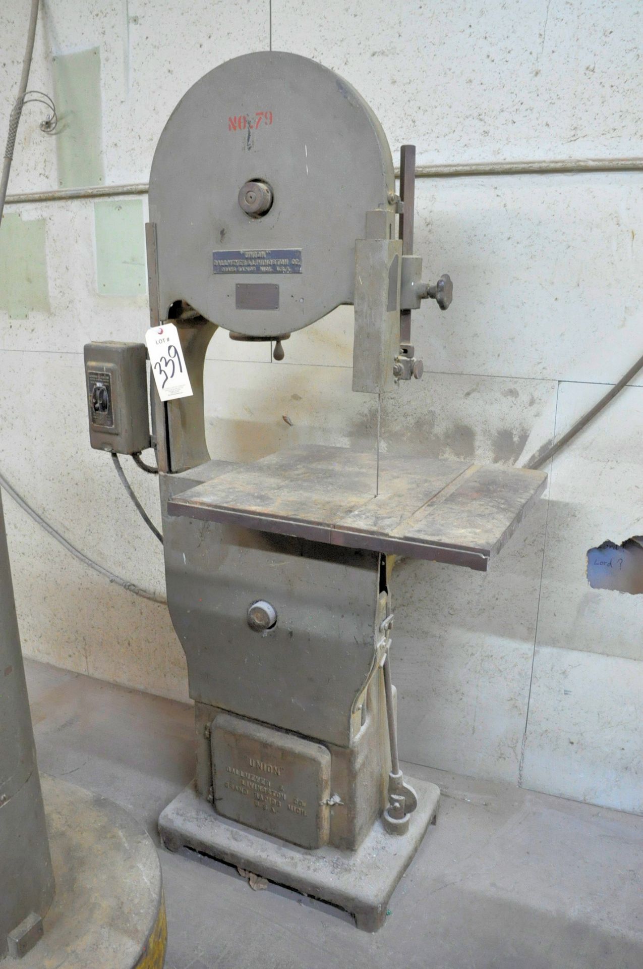 Gallmeyer Livingston Union 18" Vertical Contour Metal Cutting Band Saw, S/n N/a