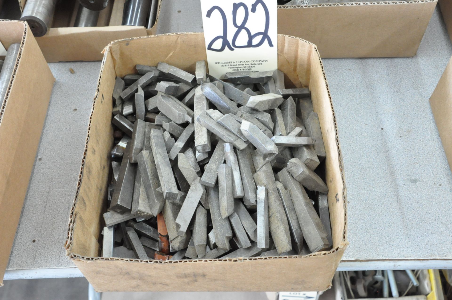 Lot-Tool Bits in (1) Box