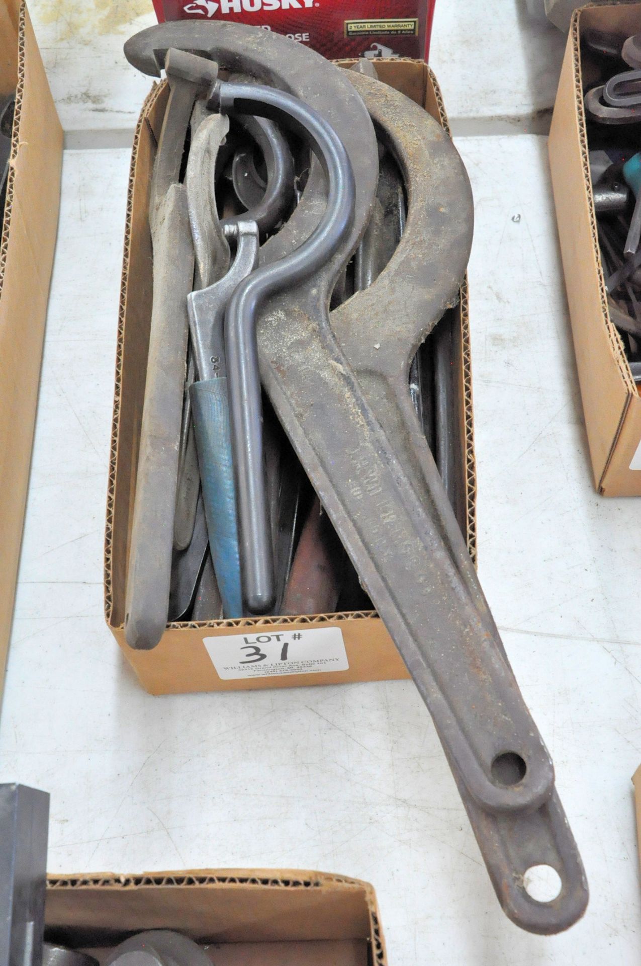 Lot-Tool Wrenches in (1) Box