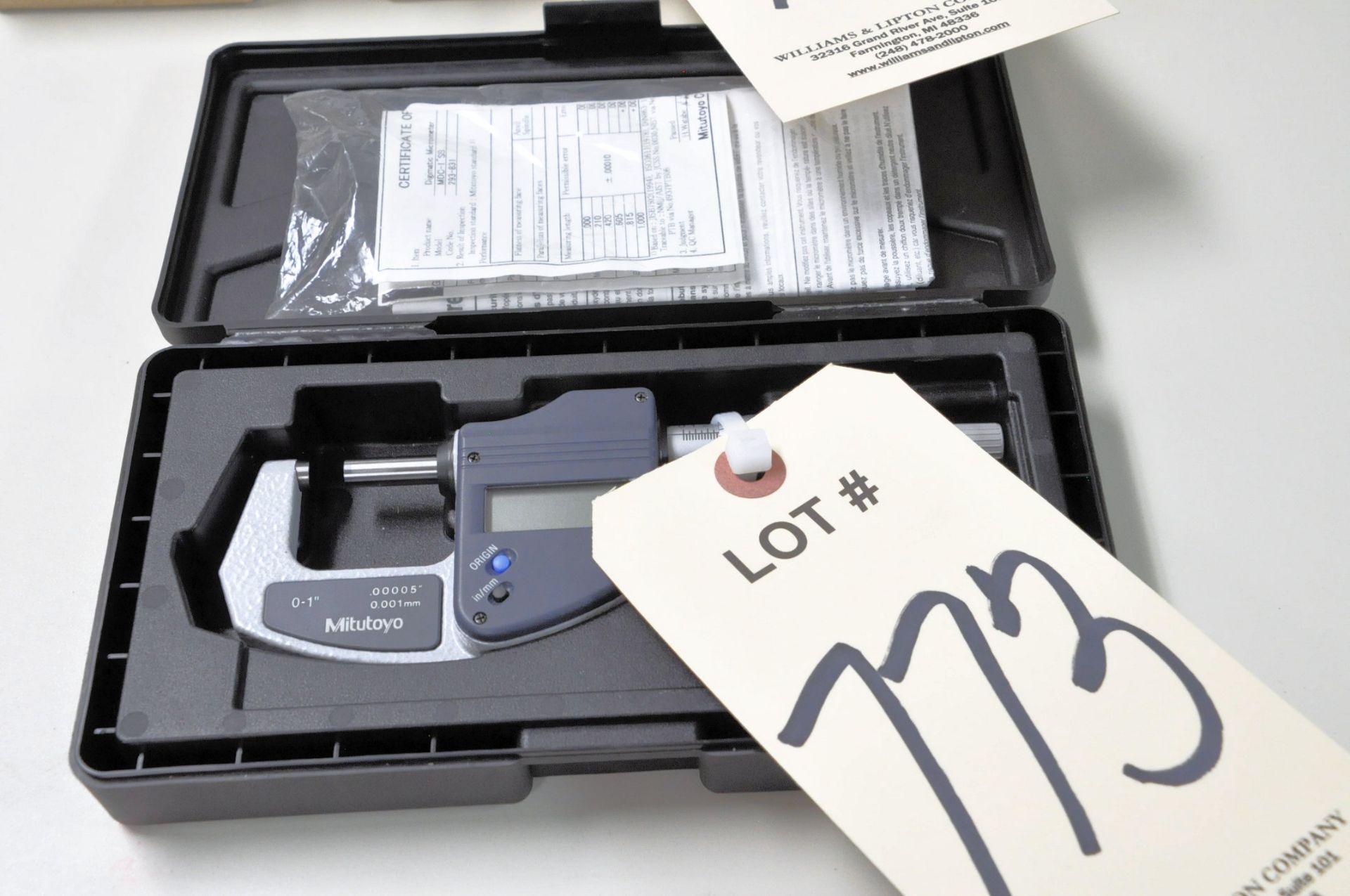 Mitutoyo No. 293-831, Digital Micrometer with Case