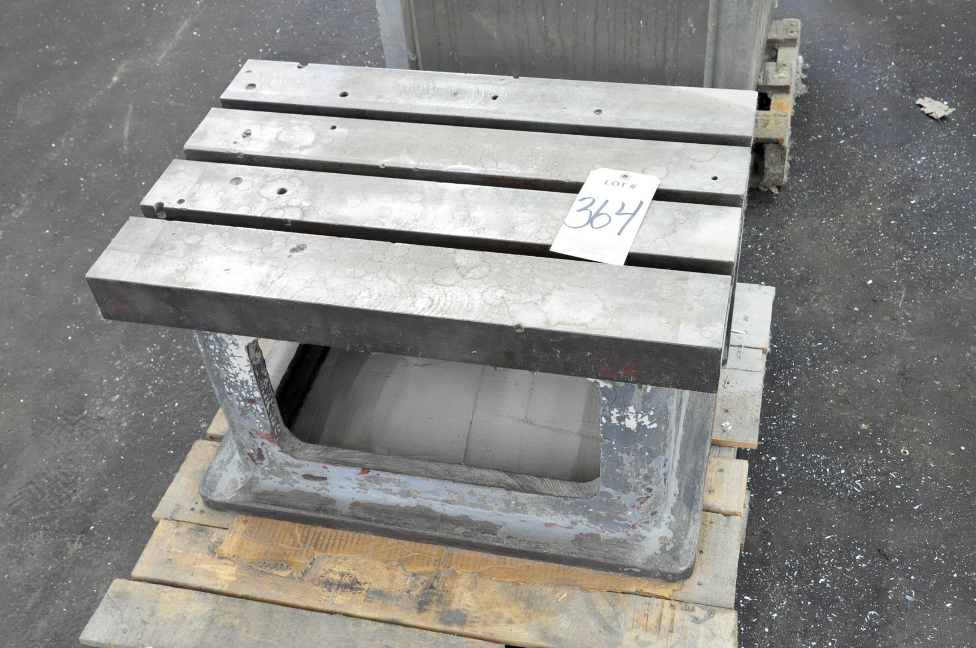 27" x 18" x 16"H Box Table on (1) Pallet