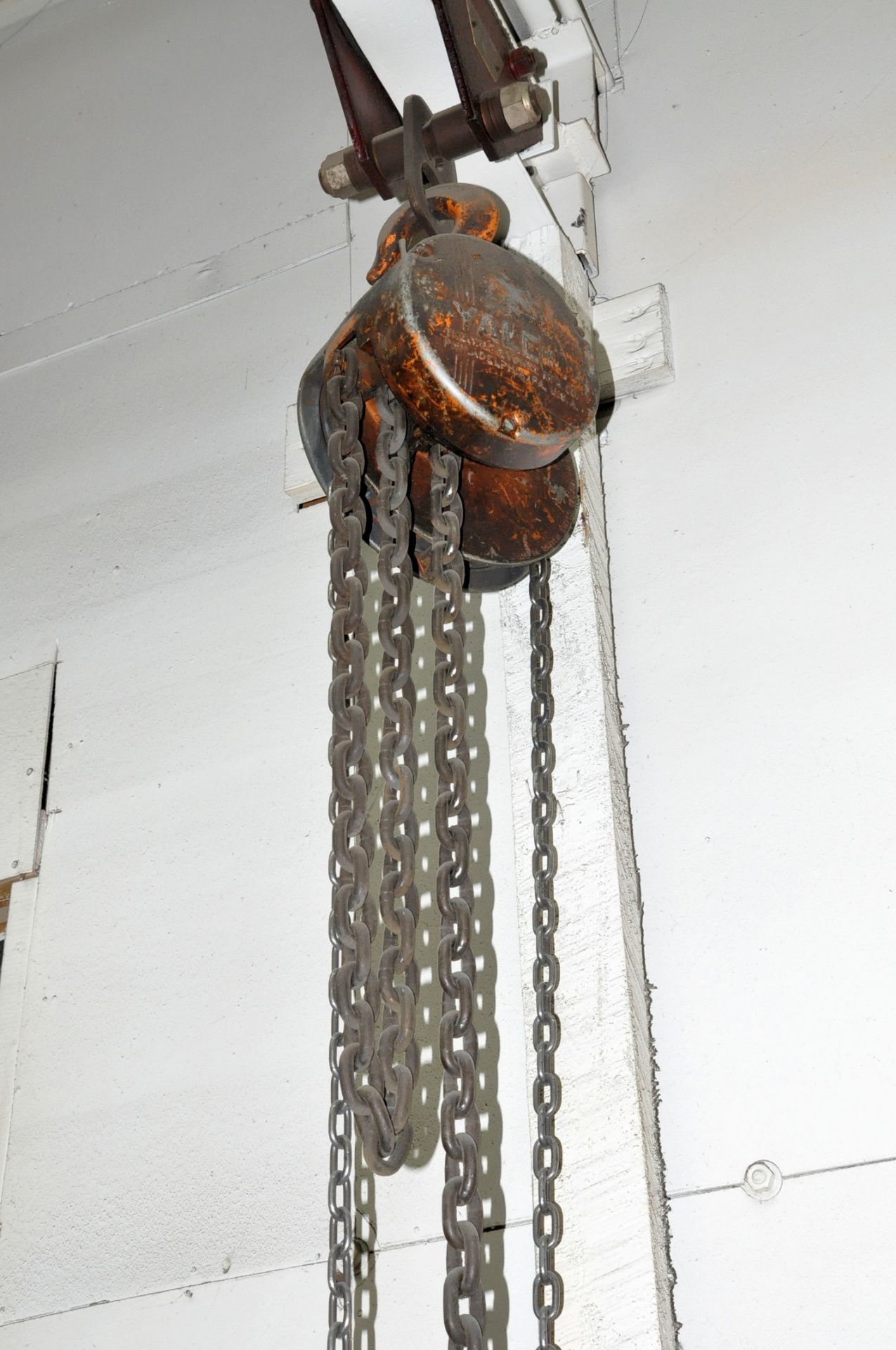 Yale 2-Ton Capacity Chainfall Hoist with Trolley, (Beam Not Included) - Image 3 of 3