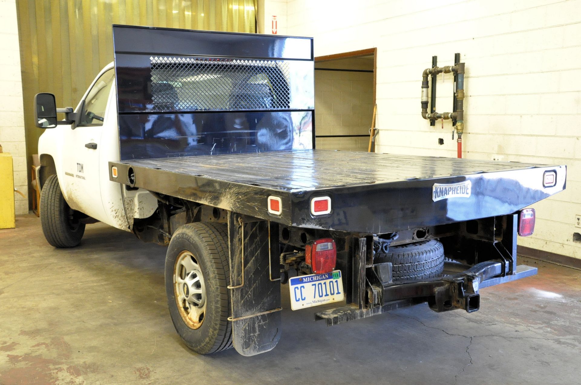 2011 Chevrolet Silverado 2500 HD, Flat Bed Truck, - Image 2 of 3