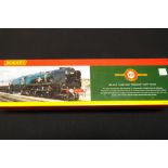 Hornby - OO gauge 4-6-2 locomotive Clan Line Merchant Navy class, super detail,