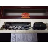 Hornby Top Link - OO gauge BR 4-6-2 Britannia class locomotive 'Lord Roberts', # R2010,