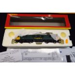 Hornby - OO gauge Bo-Bo electric class 90 locomotive, Freightliner op no 90046 # R3077, dcc ready,