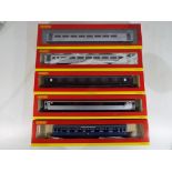 Model Railways - five boxed Hornby OO gauge coaches comprising R4284, 4540, 4433,