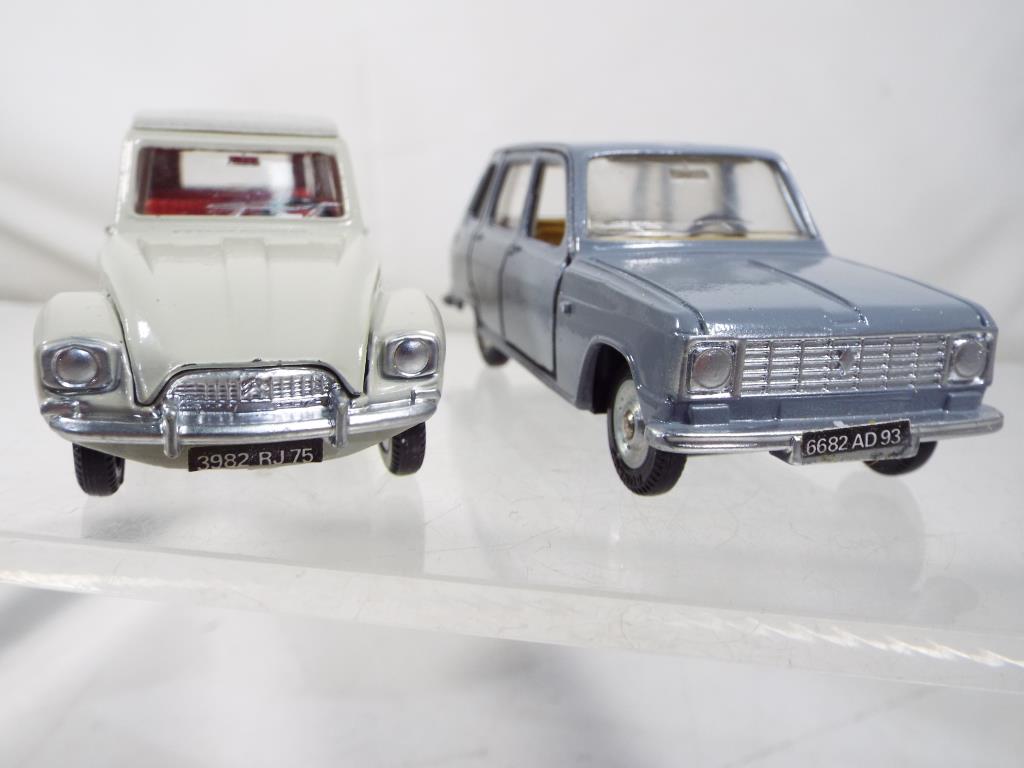 Dinky - two diecast in original boxes comprising #1413 Citroen Dyame and #1453 Renault 6, - Image 2 of 4